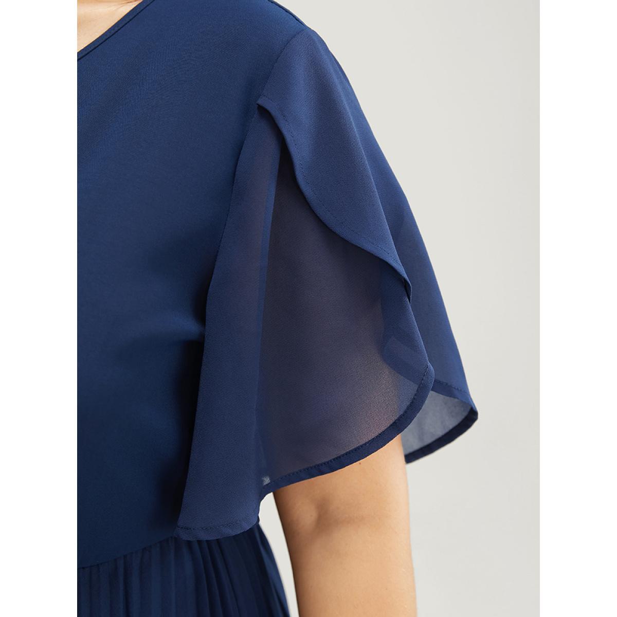 Plus Size Solid Keyhole Split Chiffon Petal Sleeve Pleated Hem Dress Navy Women Office Plain V-neck Short sleeve Curvy Midi Dress BloomChic 22-24/3X Product Image