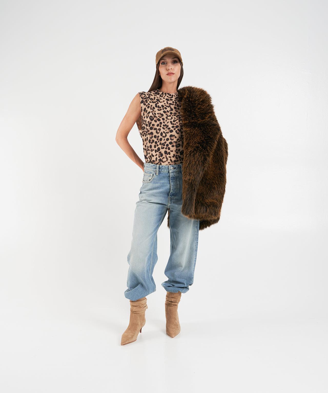 Pullover with Animal Print Product Image