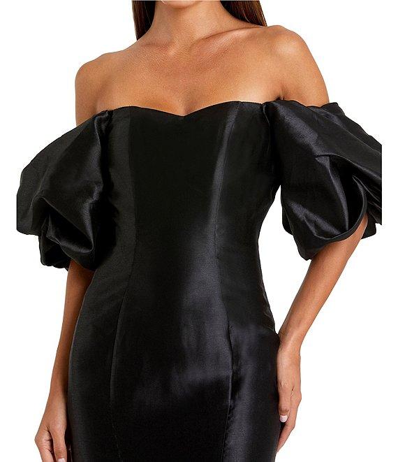 Mac Duggal Off-The-Shoulder Puff Short Sleeve Mermaid Gown Product Image