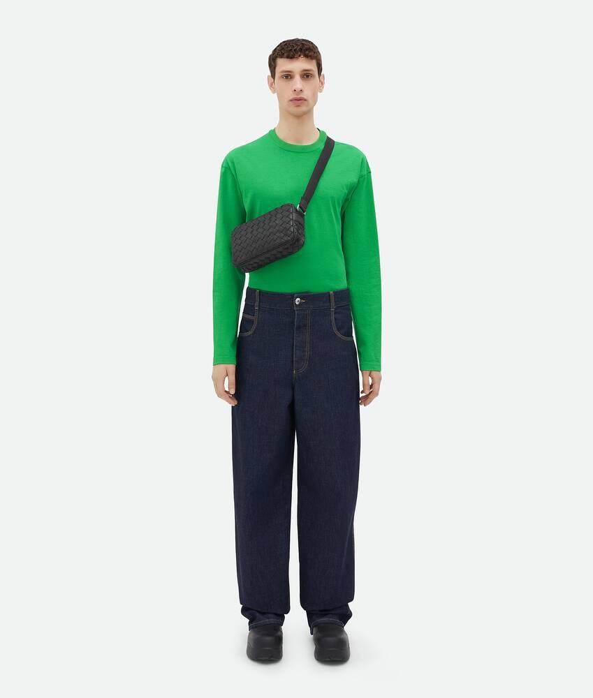 Men's Small Intrecciato Camera Bag in Black Product Image