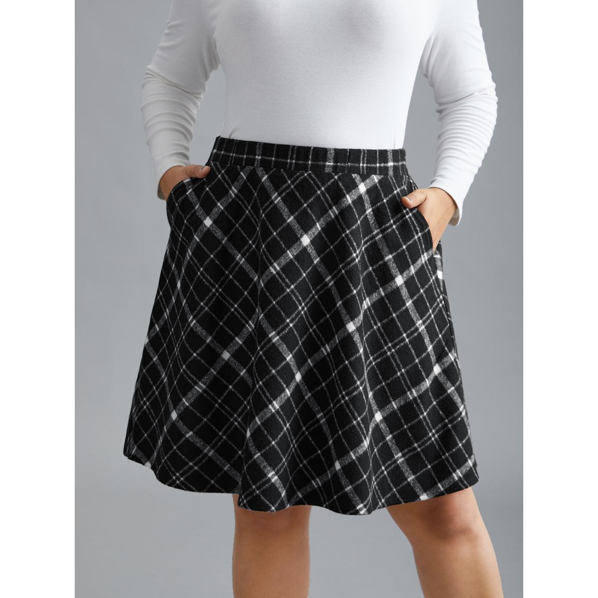 Plus Size Plaid Pattern Elastic Waist A-line Mini Skirt Women Black Elegant Low stretch Slanted pocket Everyday Skirts BloomChic 10/M Product Image
