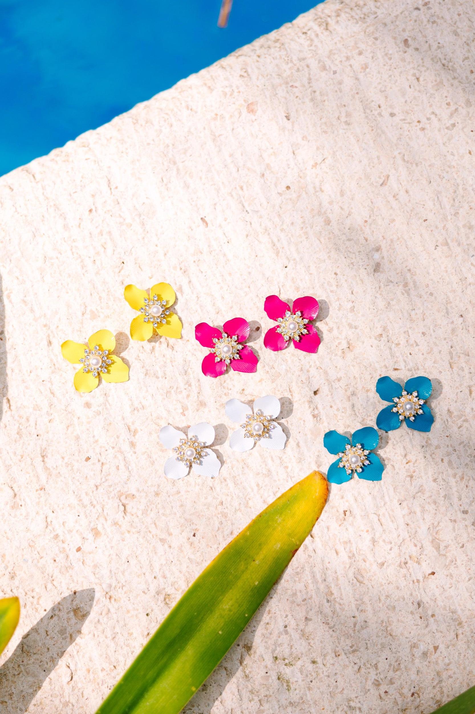 Do Your Part Turquoise Flower Earrings Female Product Image