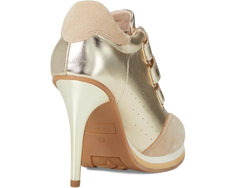 Women's Steve Madden Blaik Product Image