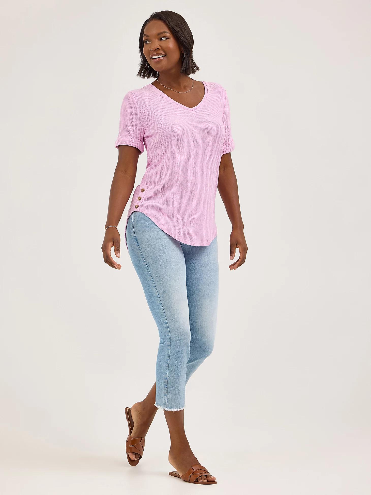 Women's Cuff Sleeve Stripe V-Neck Tee | Women's Tops & Tees | Lee® Product Image