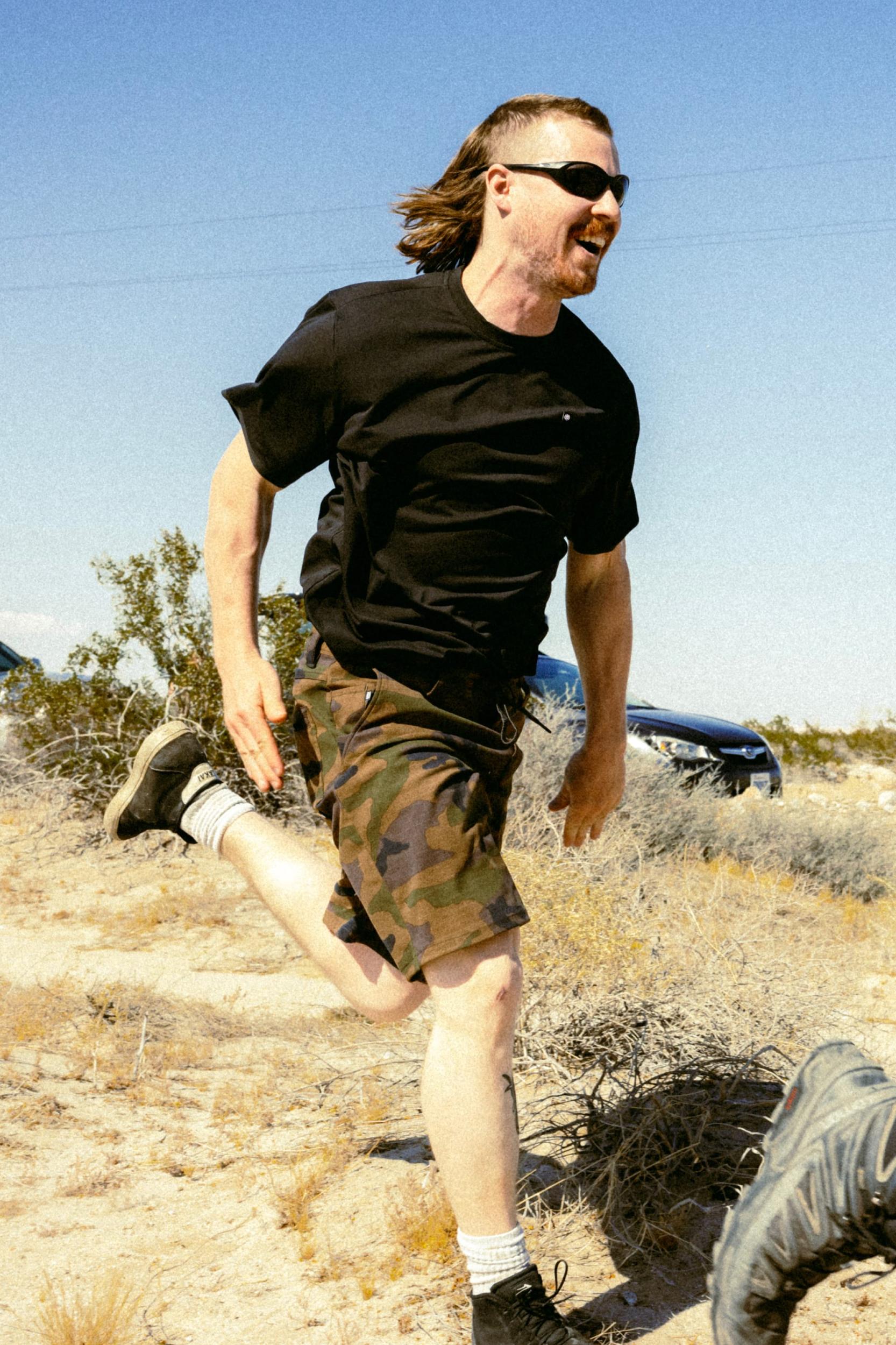 686 Men's Let's Go Tech T-Shirt Male Product Image