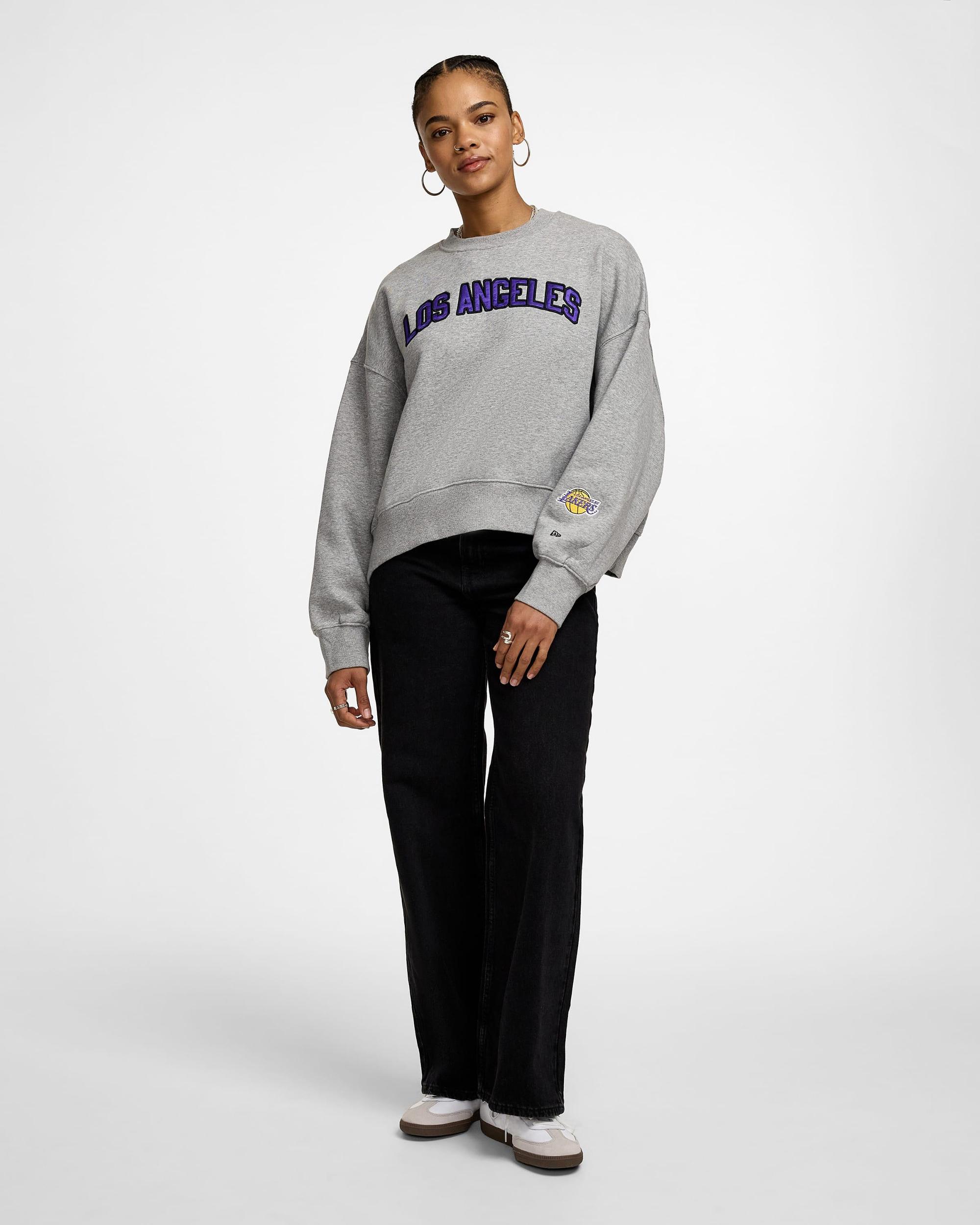 Los Angeles Lakers Sport Classics Women's Crewneck Female Product Image