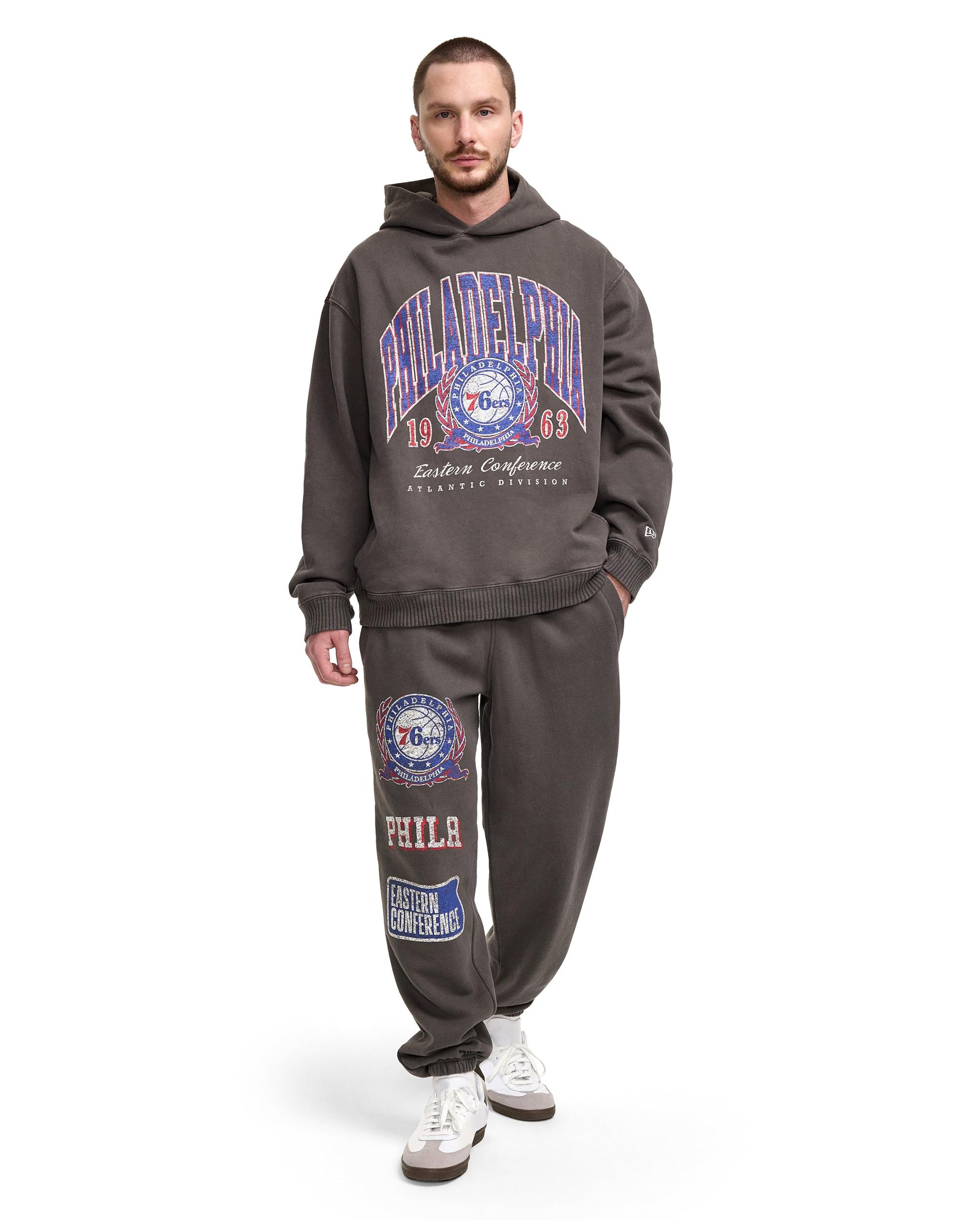 Boston Celtics Oversized Essentials Sweatpants Male Product Image