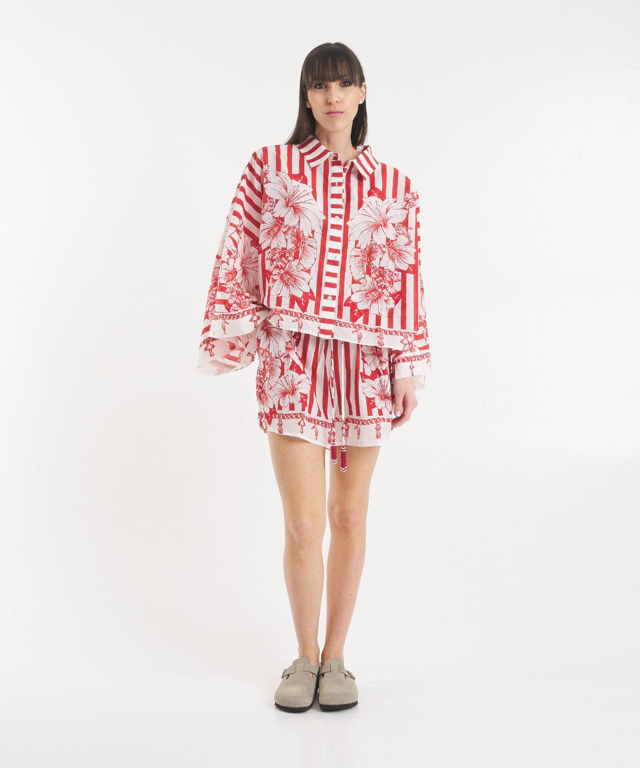 Shorts with floral pattern Product Image