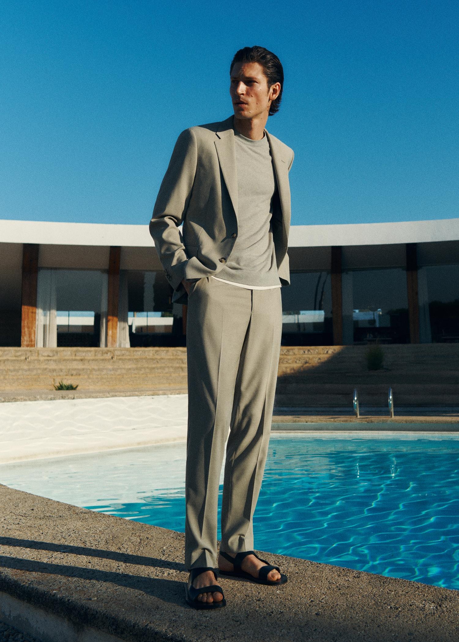 Milan slim-fit suit blazer - Men | MANGO USA Product Image