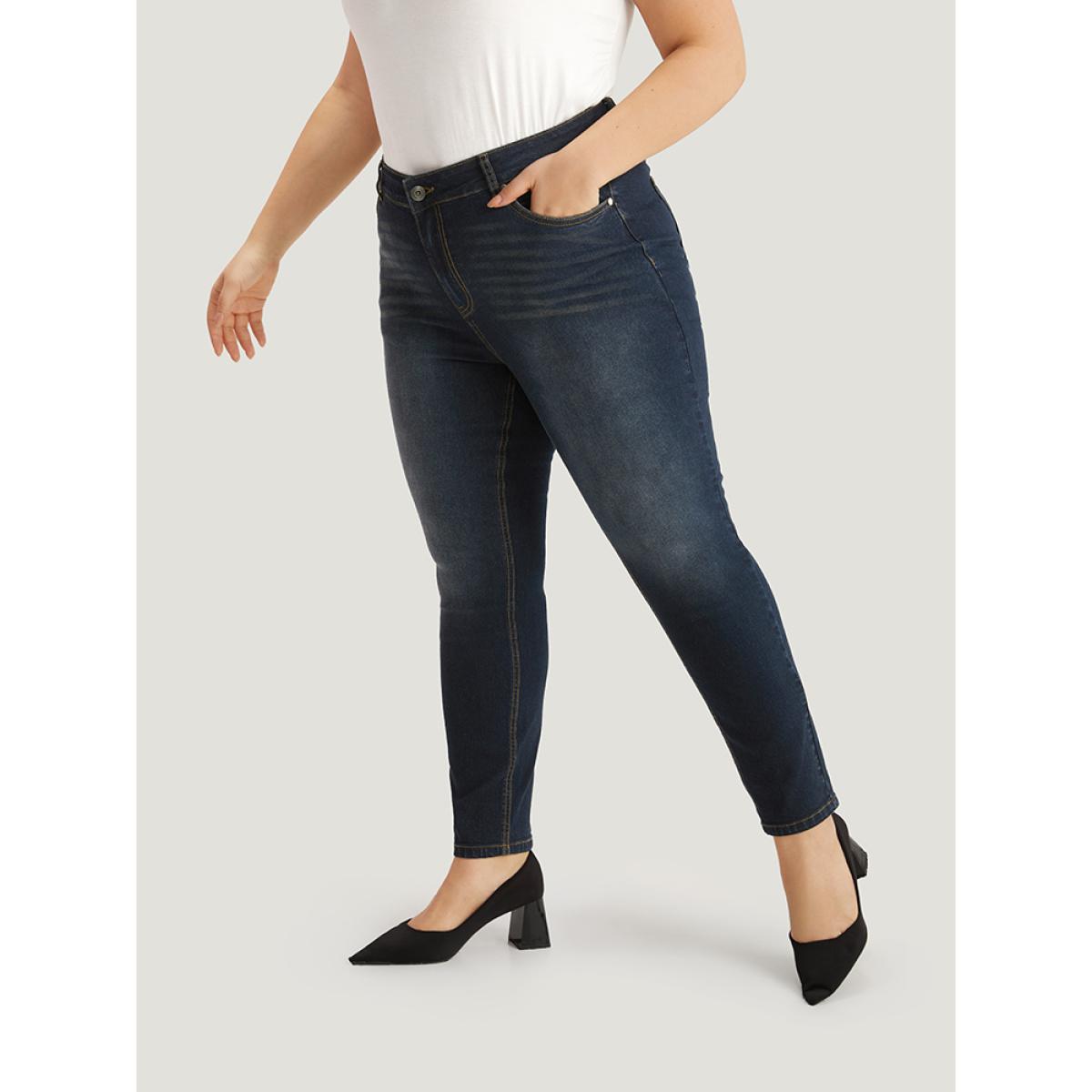 Plus Size Skinny Pocket Dark Wash Zipper Fly Jeans Women Midnight Casual Plain Non High stretch Slanted pocket Jeans BloomChic 26/4X Product Image