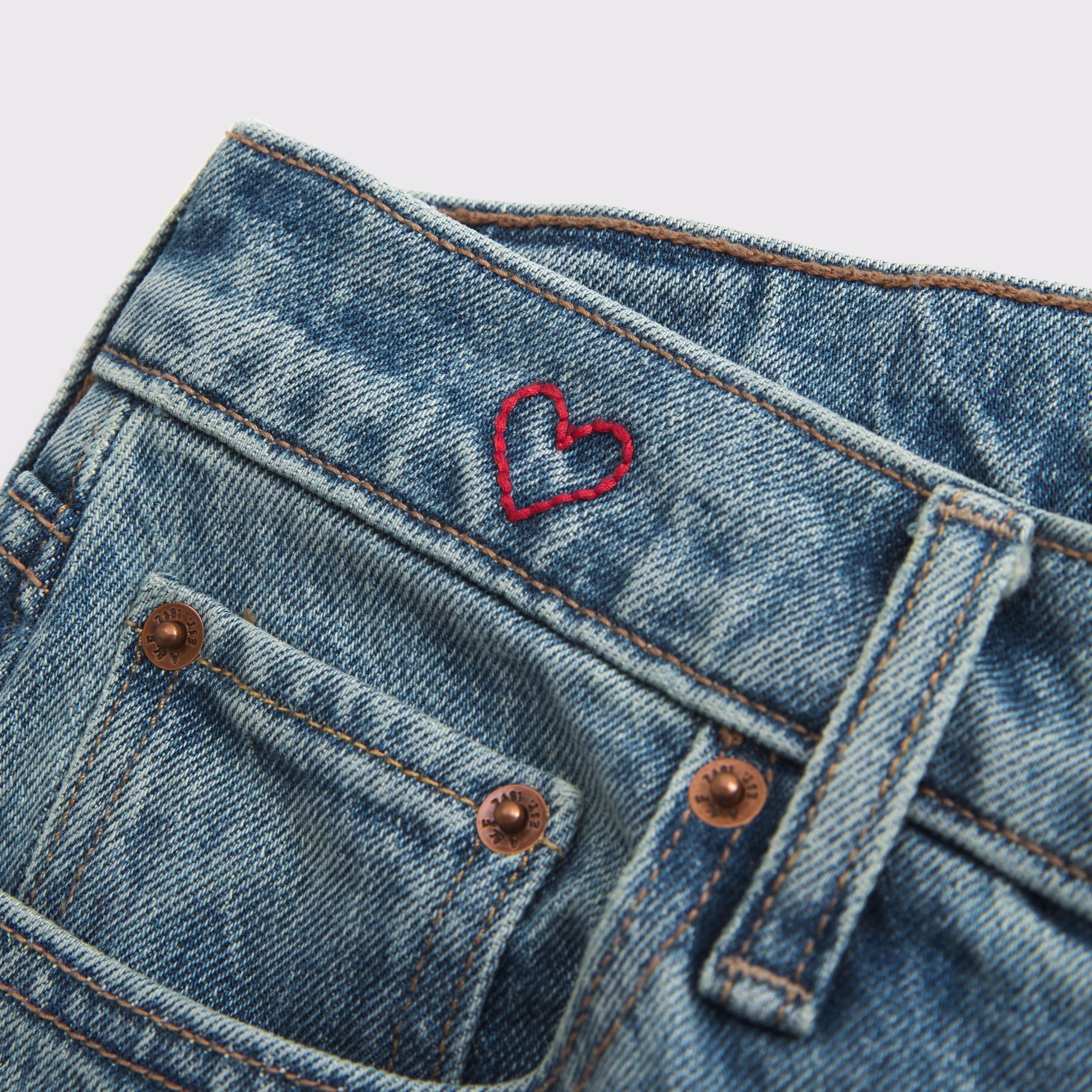 Mid Rise 90s Straight Jean Product Image