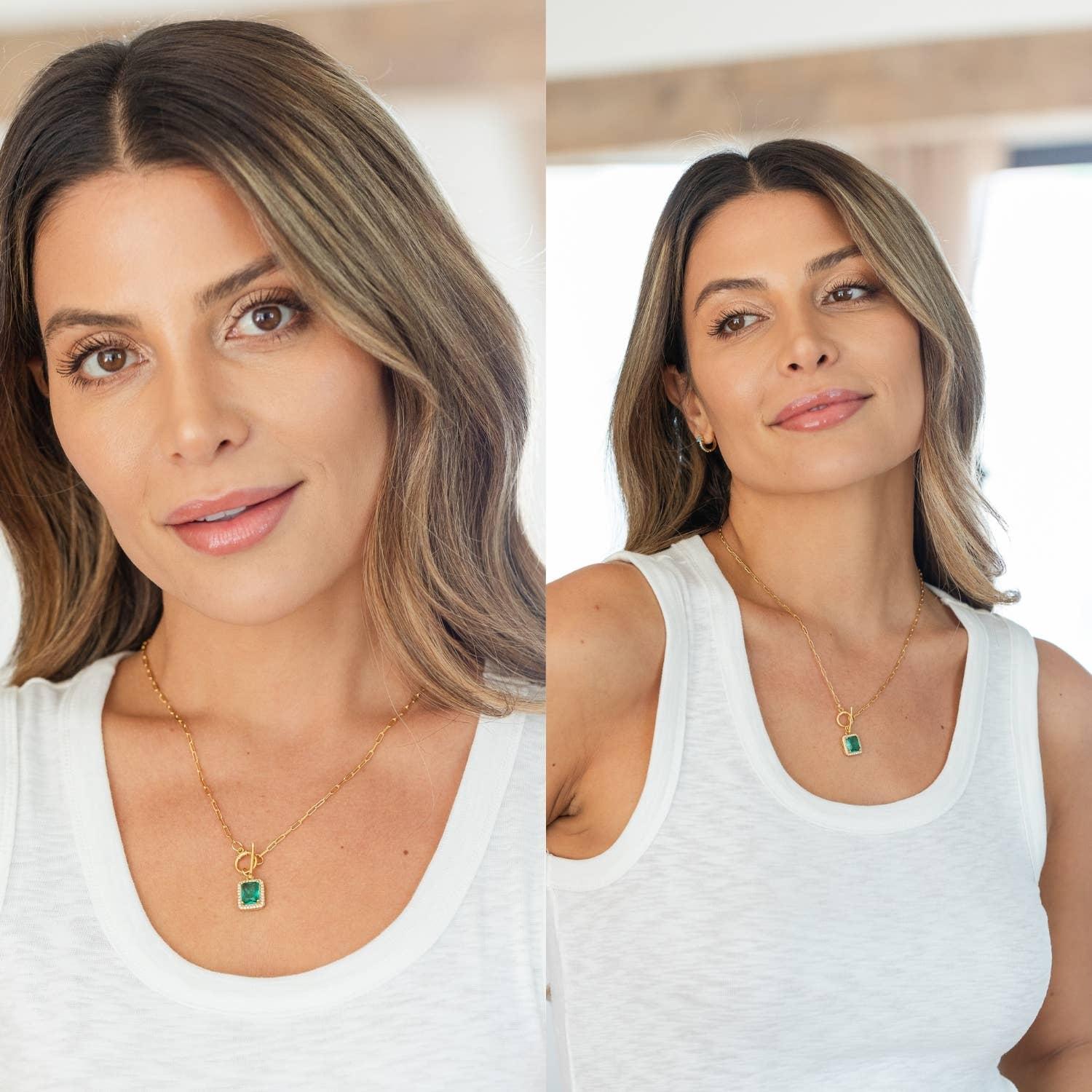 Elegant Pendant Toggle Necklace Product Image