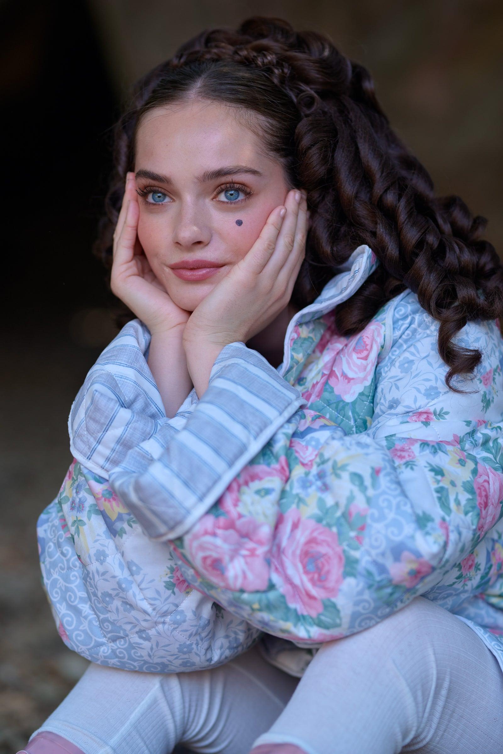 The Picnic Blanket Duchess Corset Product Image