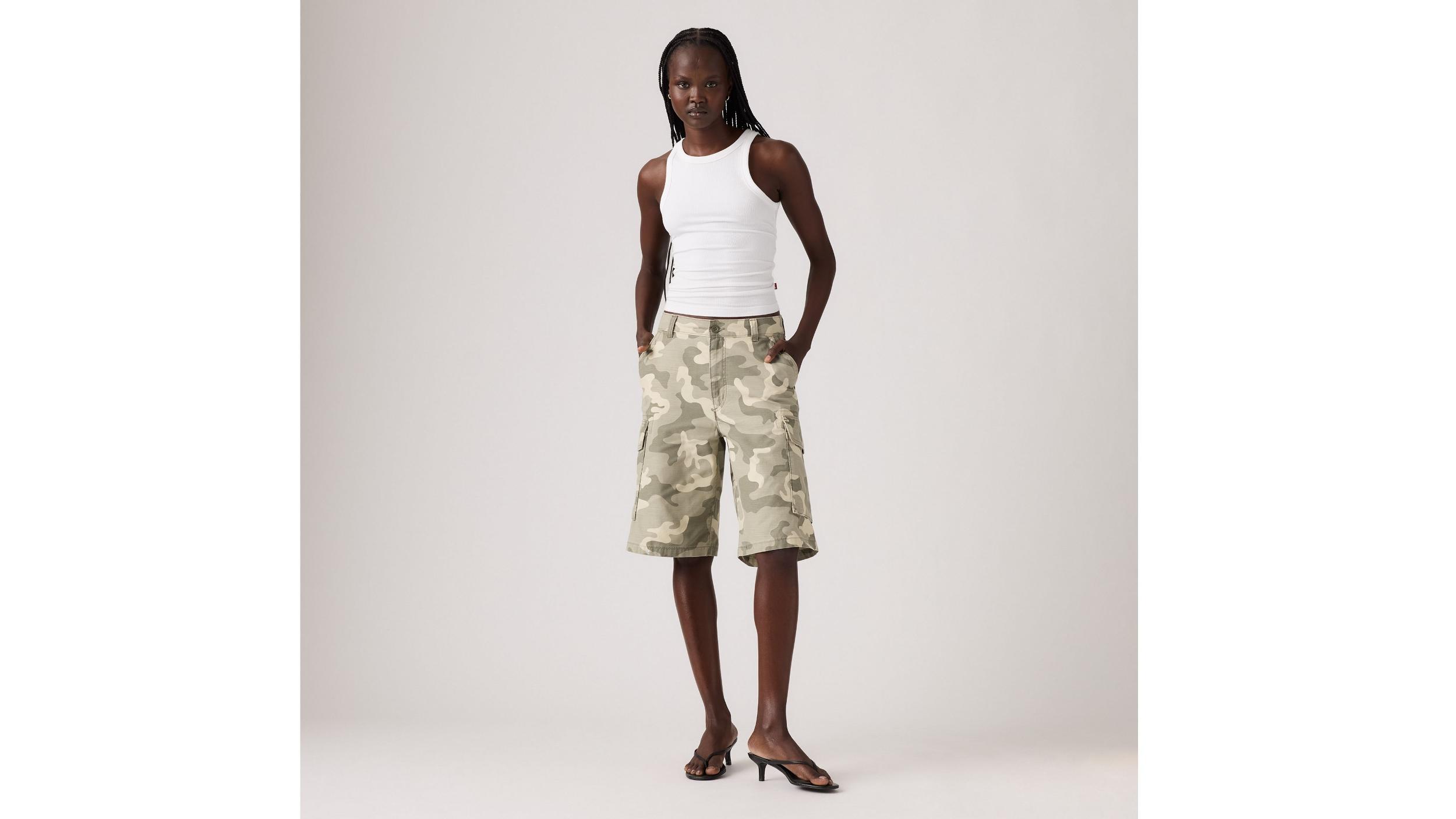 Baggy Dad Cargo Women's Shorts Product Image