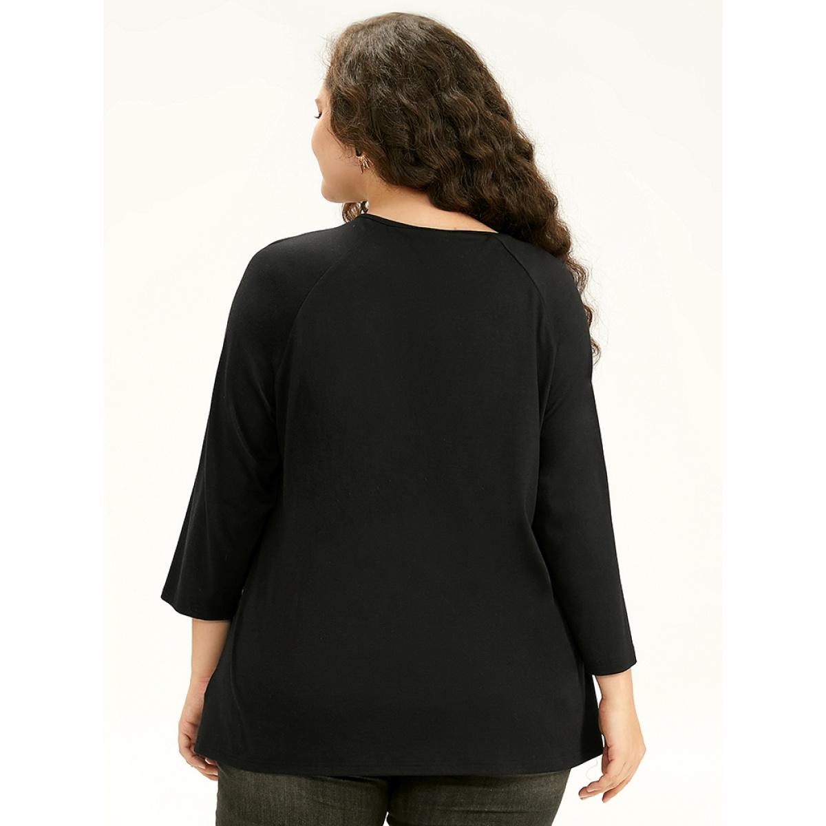 Plus Size Plain Keyhole Raglan Sleeve T-shirt Black Women Elegant Plain Plain Round Neck Festival-Halloween T-shirts BloomChic 26/4X Product Image