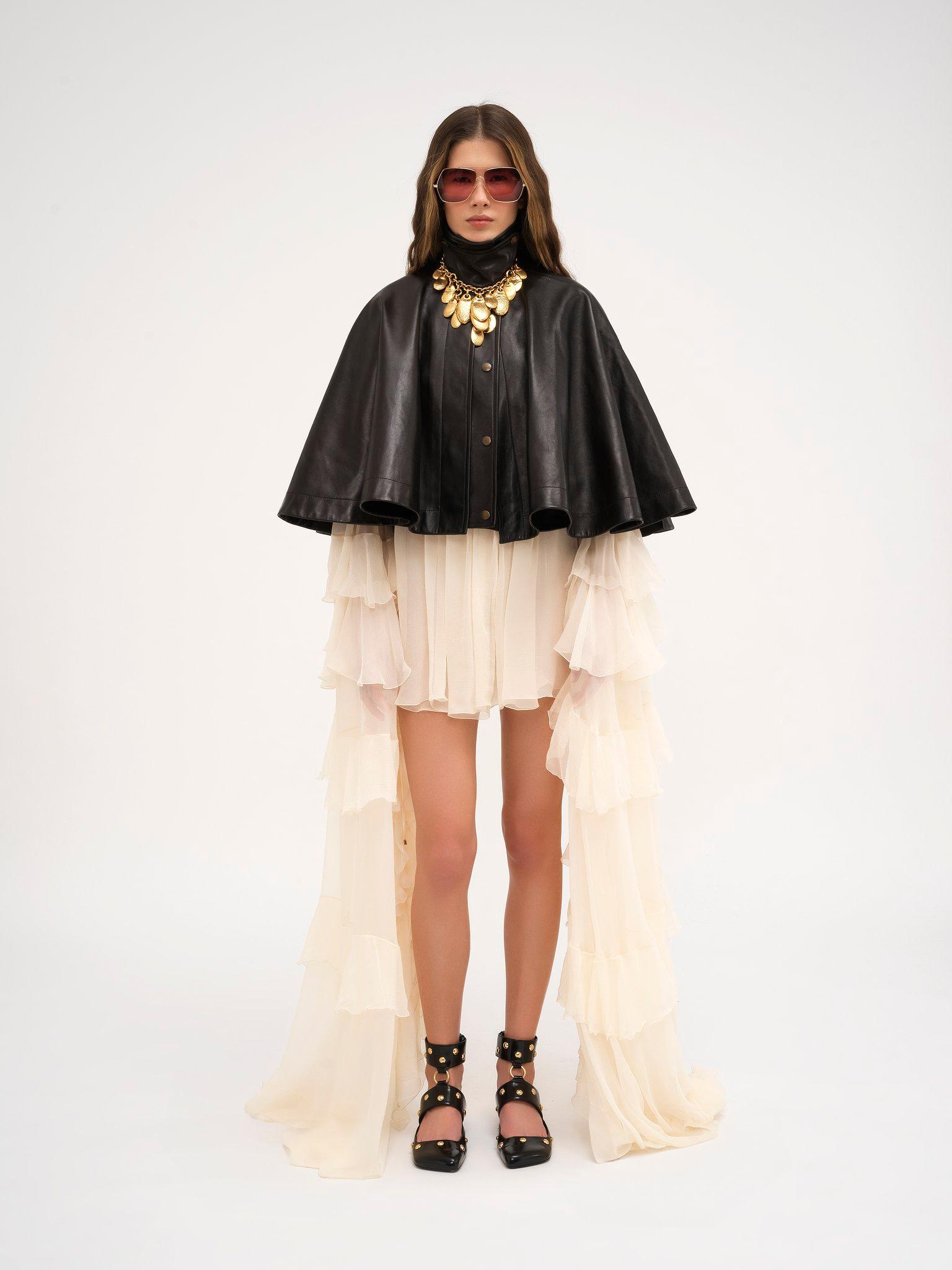 Short cape in soft nappa leather Product Image