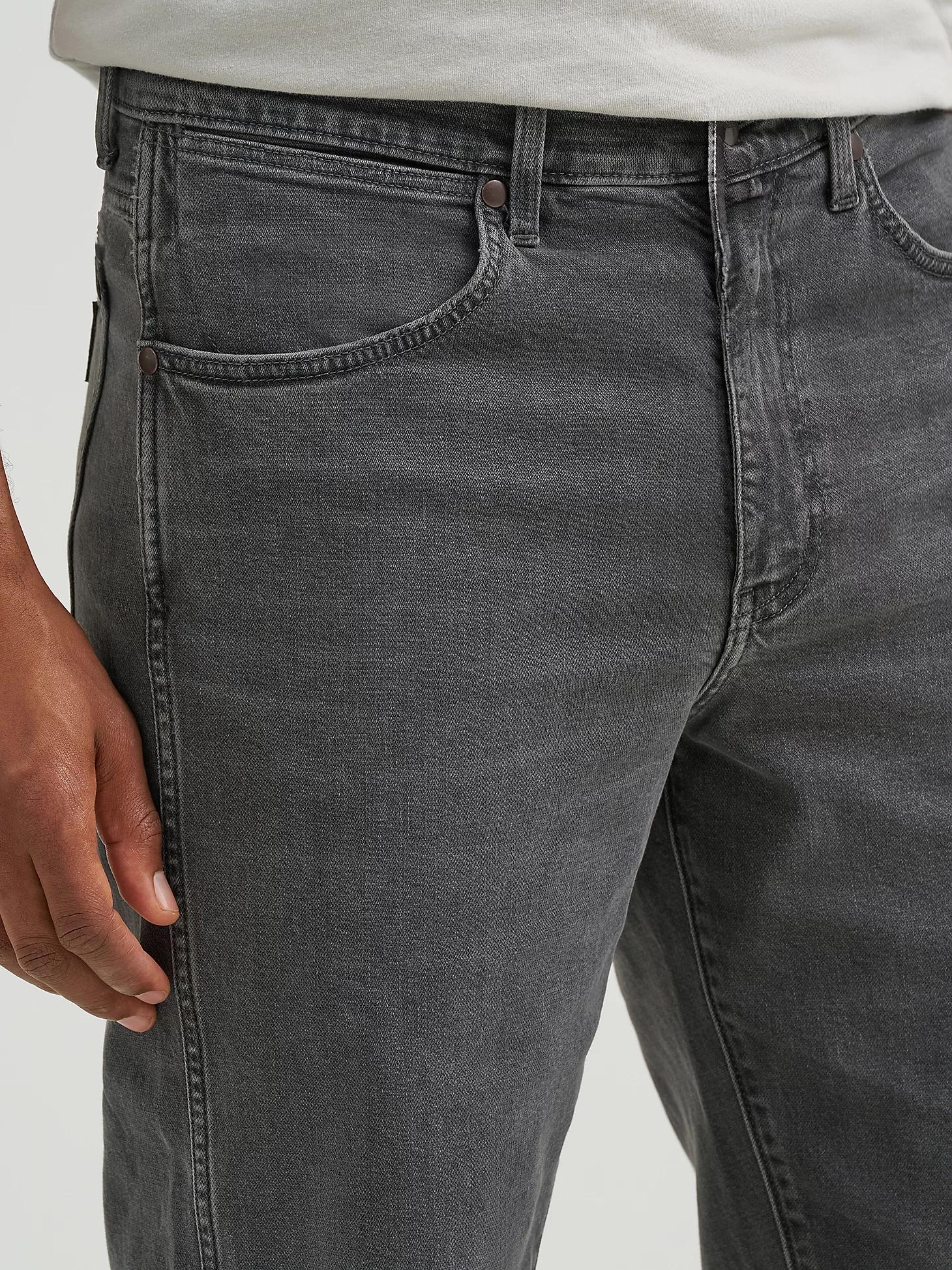 Men's Loose Straight Jean | Men's JEANS | Wrangler® Product Image