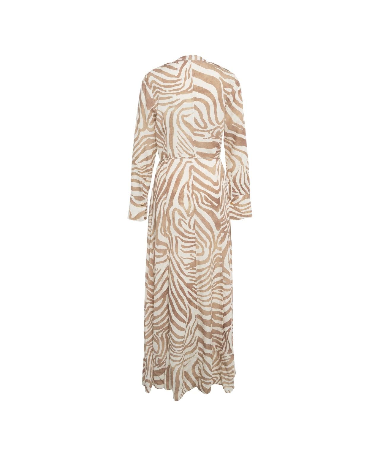 Maxi dress with animal print Product Image