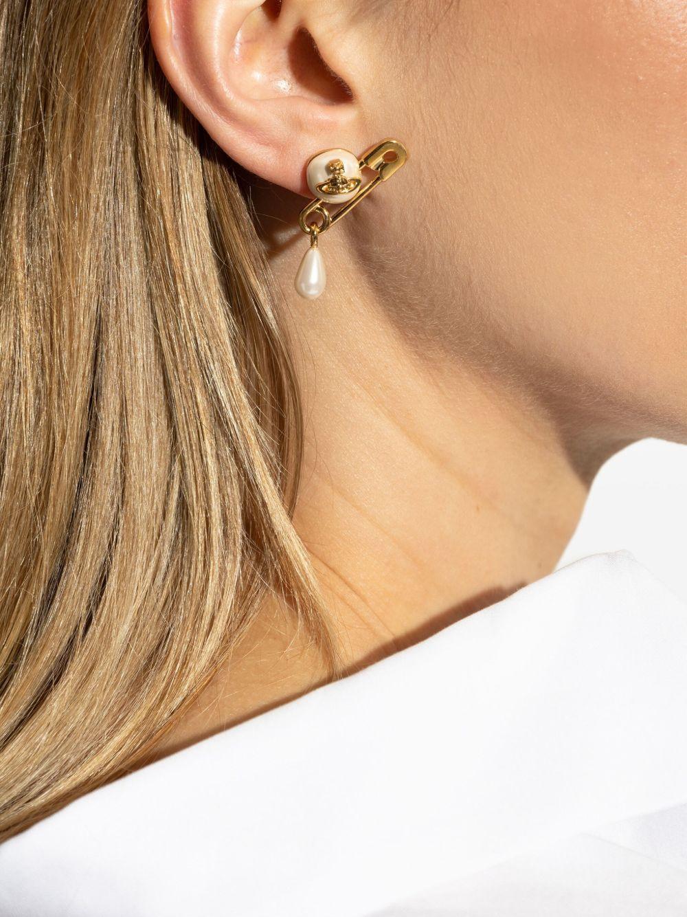 Orb-detailing earrings Product Image