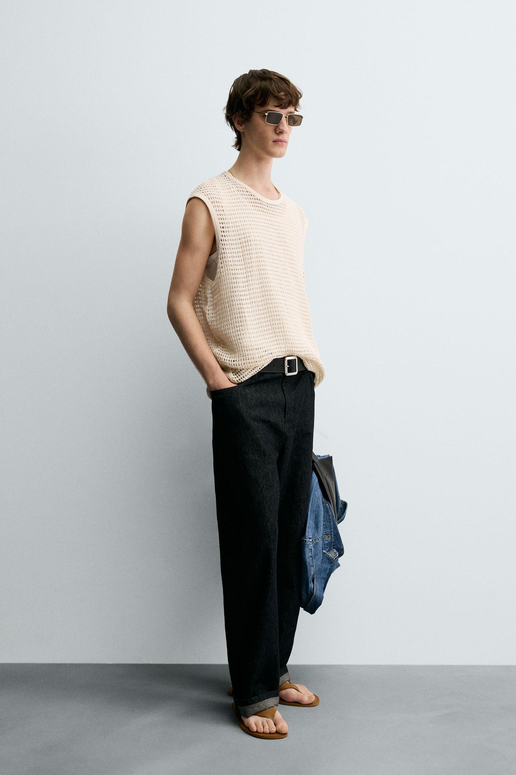 CROCHET TEXTURED T-SHIRT Product Image