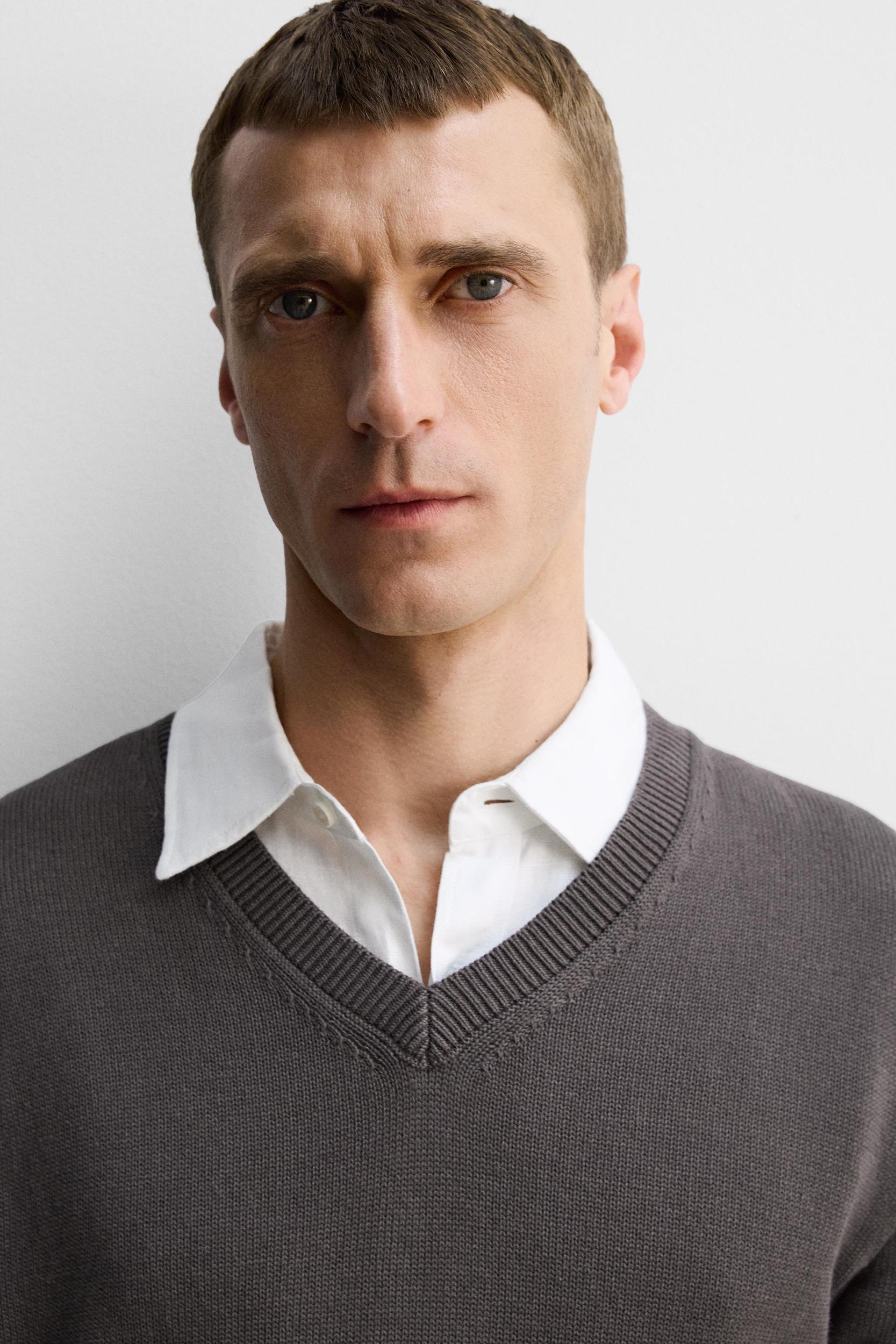 COTTON-LINEN SWEATER LIMITED EDITION Product Image