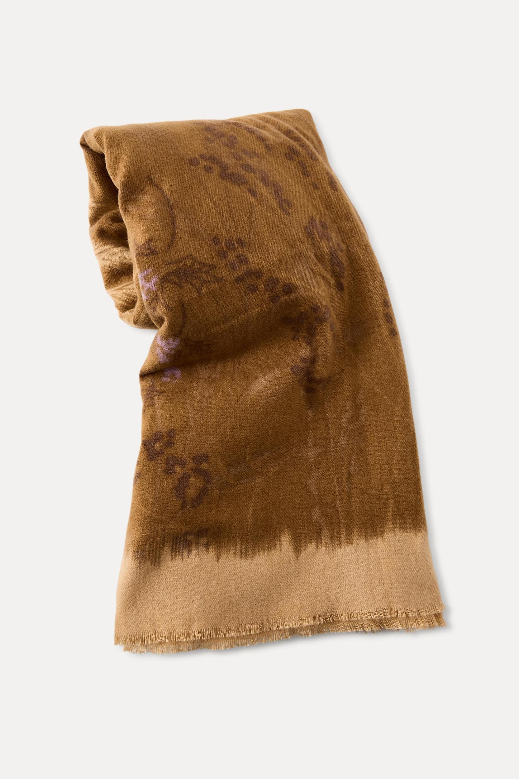 FLORAL PRINT SCARF Product Image