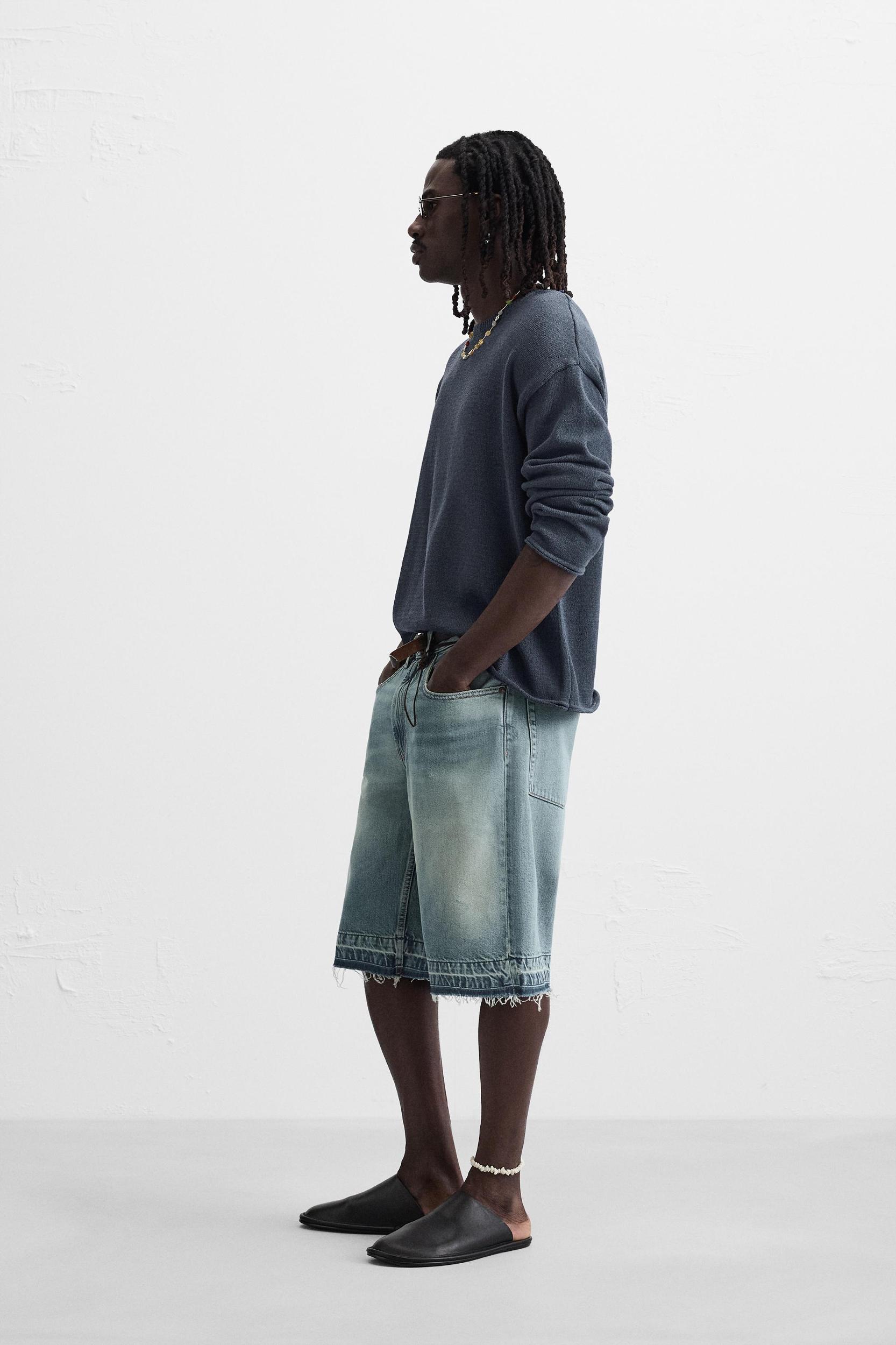 BAGGY FIT DENIM SHORTS Product Image