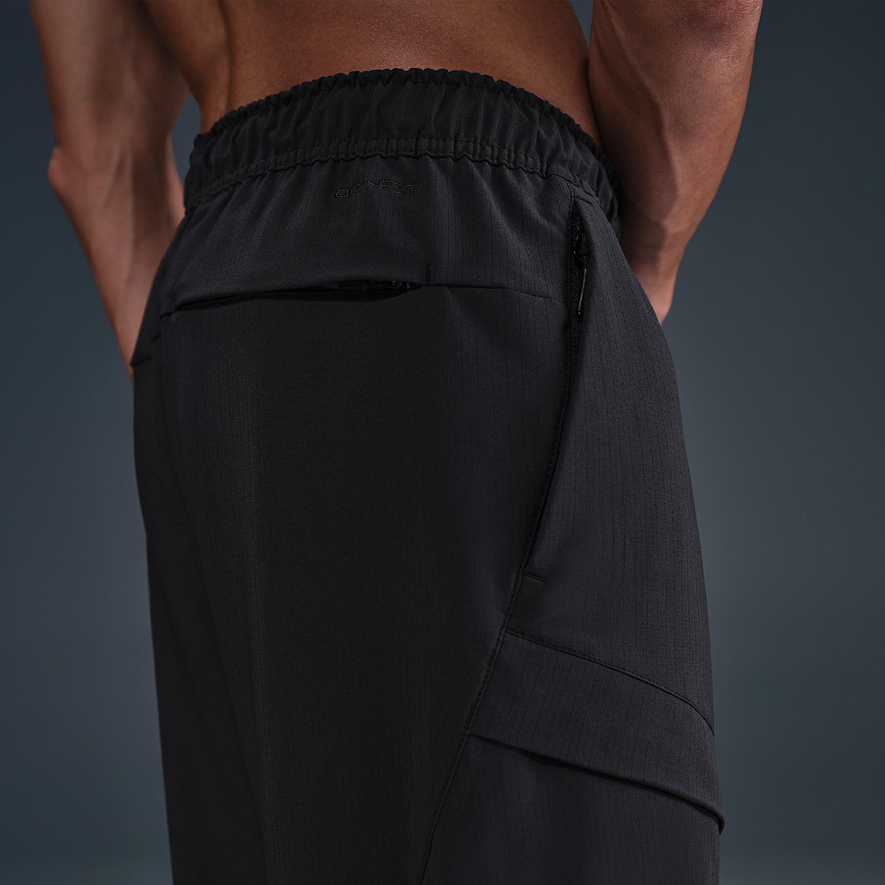 Nike Men's Unlimited Dri-FIT Versatile Cargo Pants Product Image