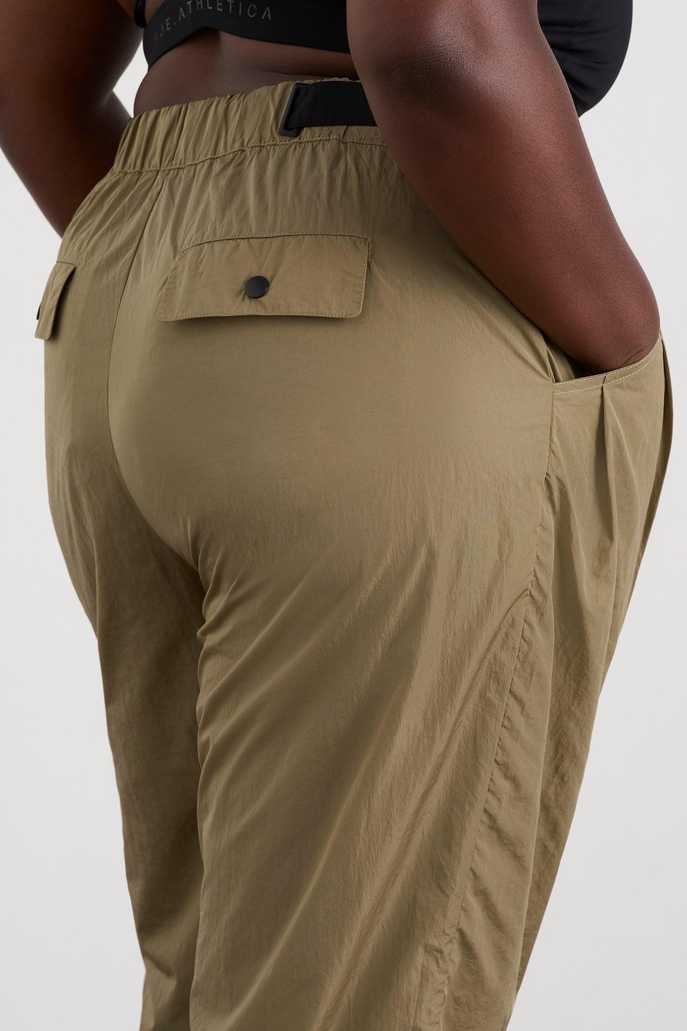 Belted Windbreak Pant 502 Product Image