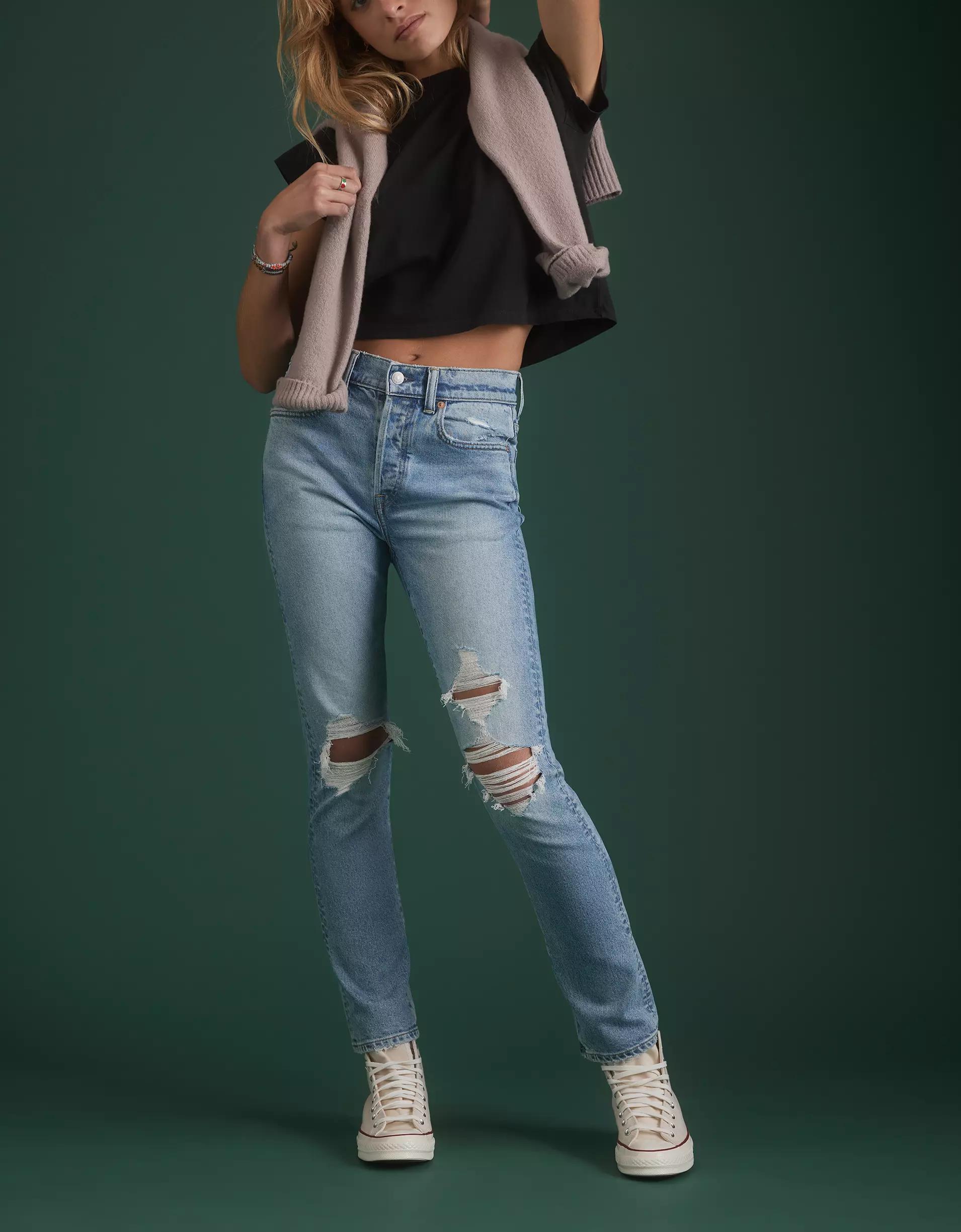 AE77 Premium Straight Crop Jean Product Image