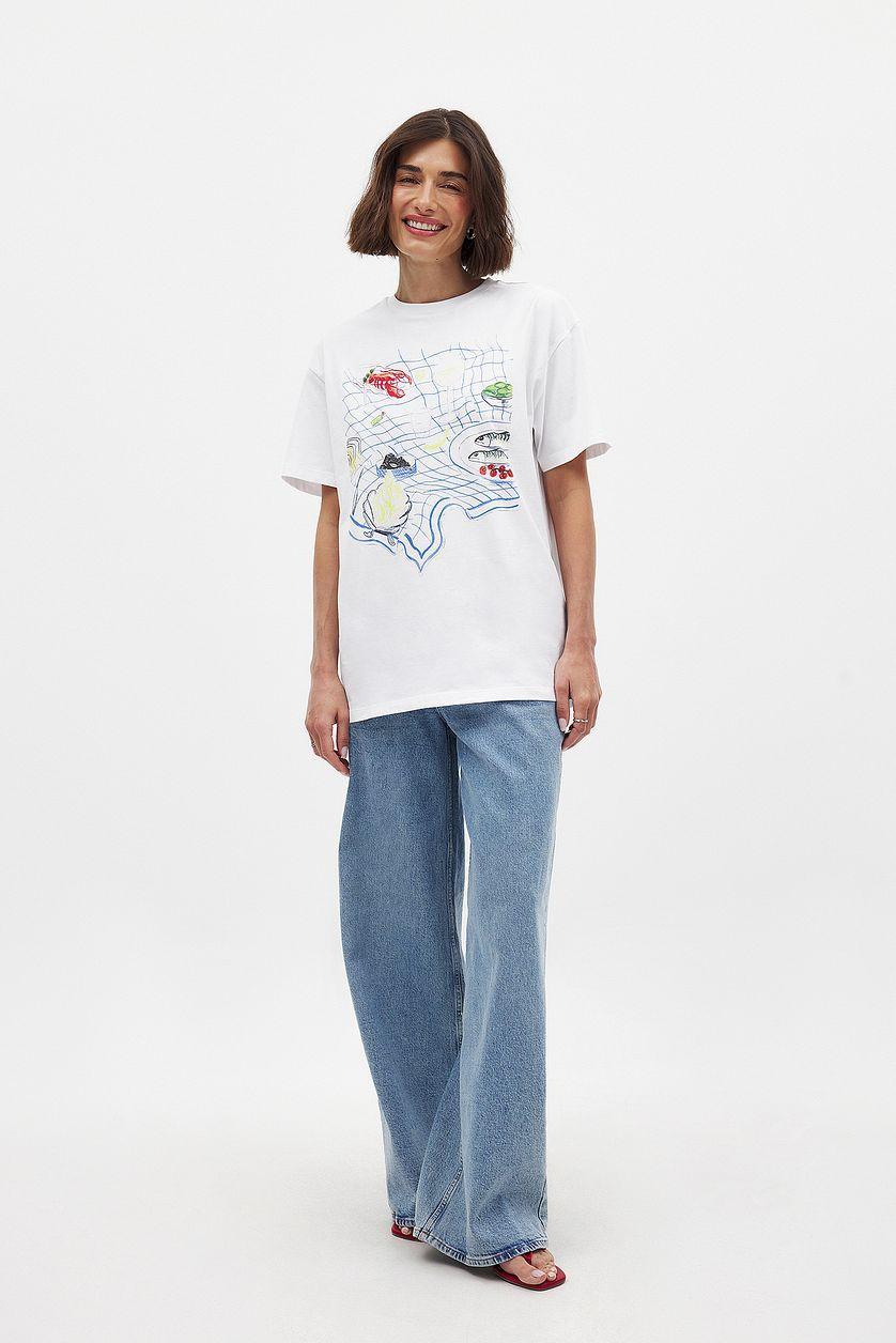 Printed Round Neck Oversized Tee Product Image