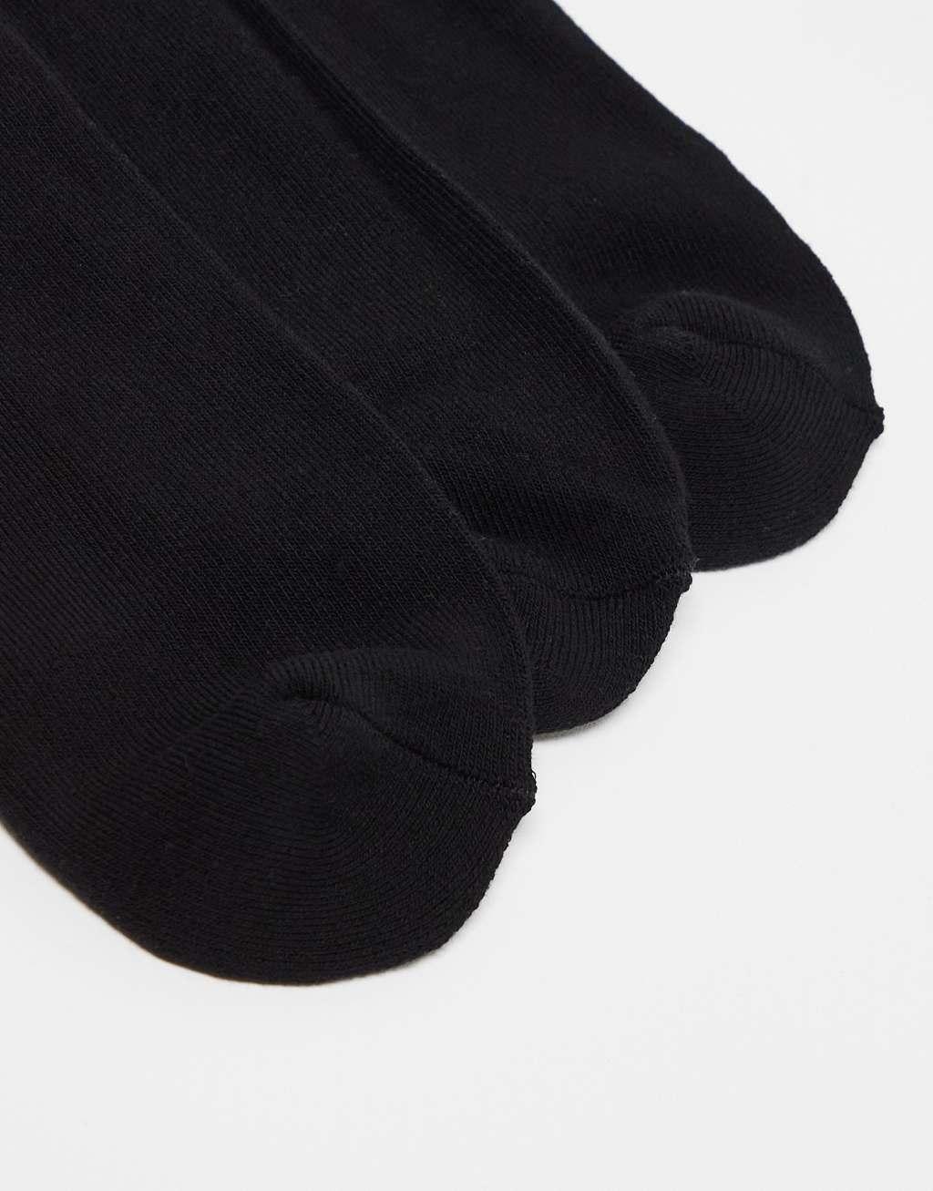 Vans Classic 3 pack half crew socks in black Product Image