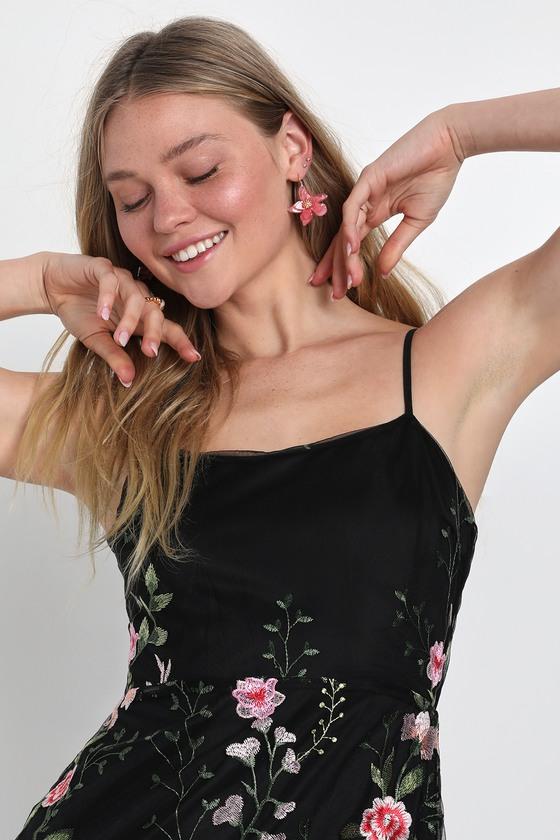 Blooming For Love Black Floral Embroidered Midi Dress Product Image