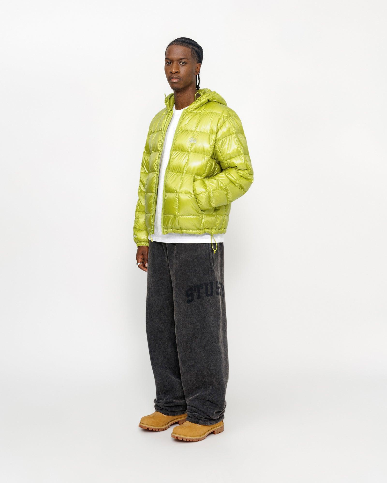 MIDWEIGHT HOODED PUFFER Male Product Image