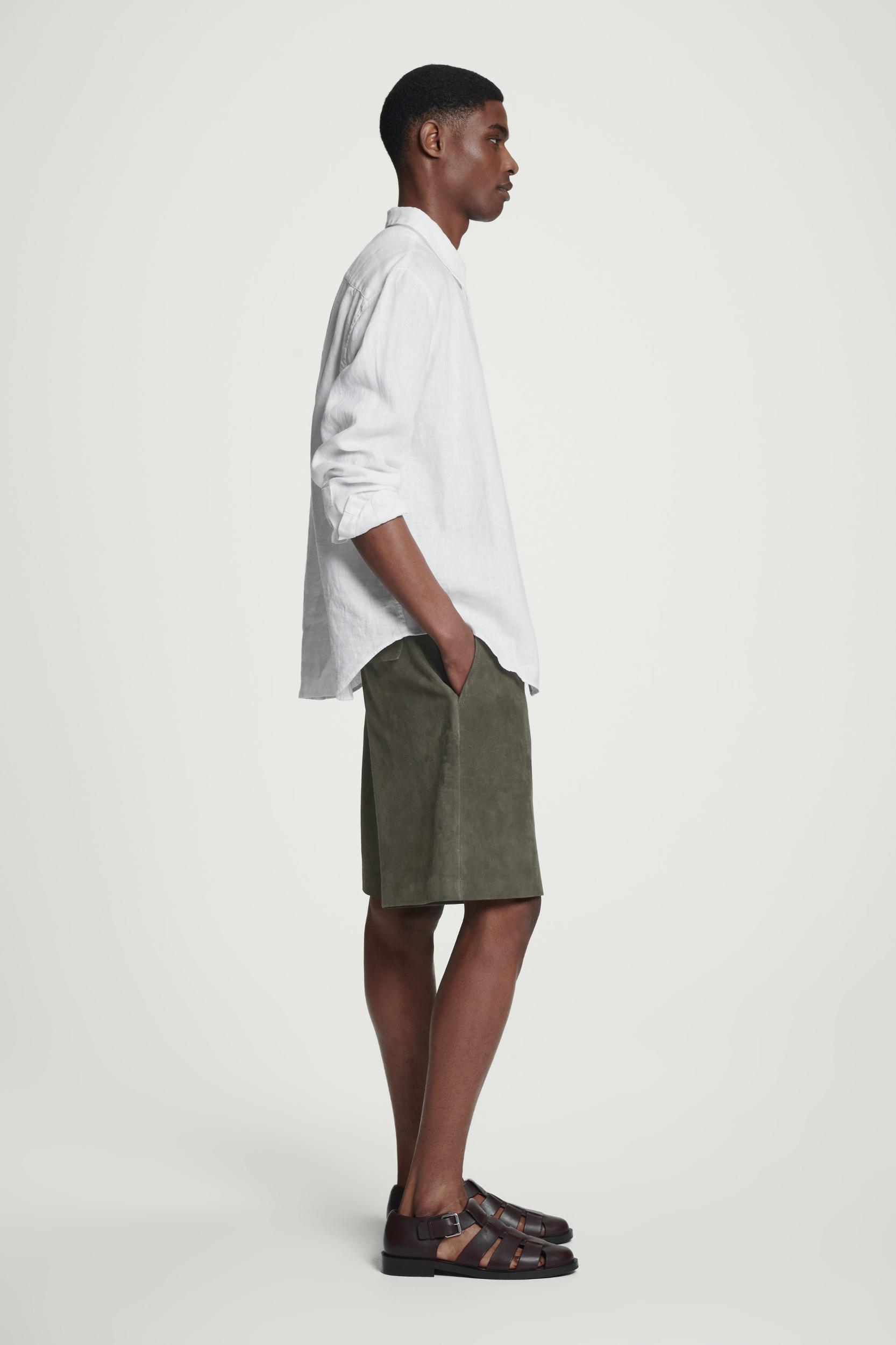 TAILORED SUEDE SHORTS Product Image