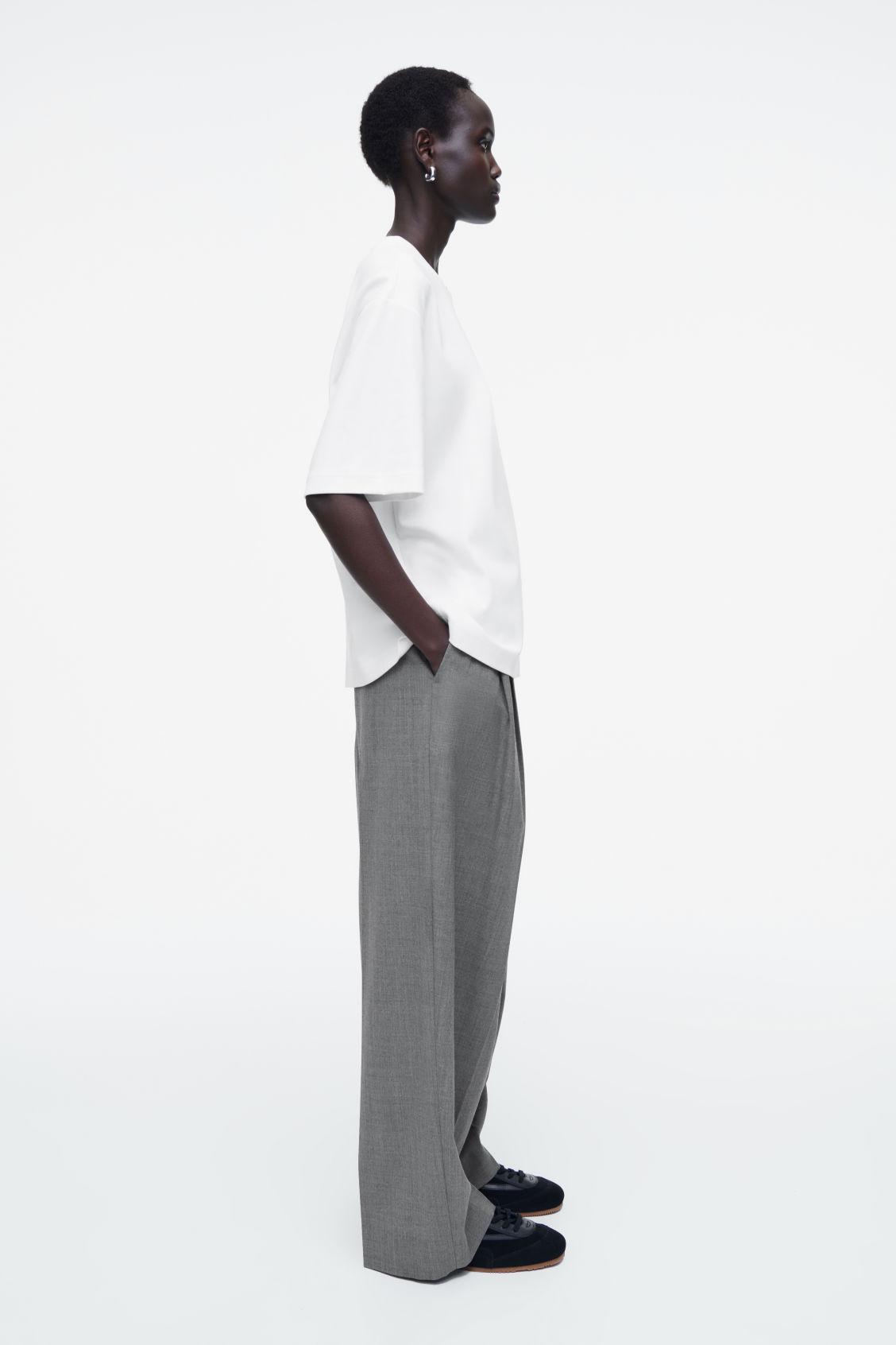 OVERSIZED COTTON T-SHIRT Product Image