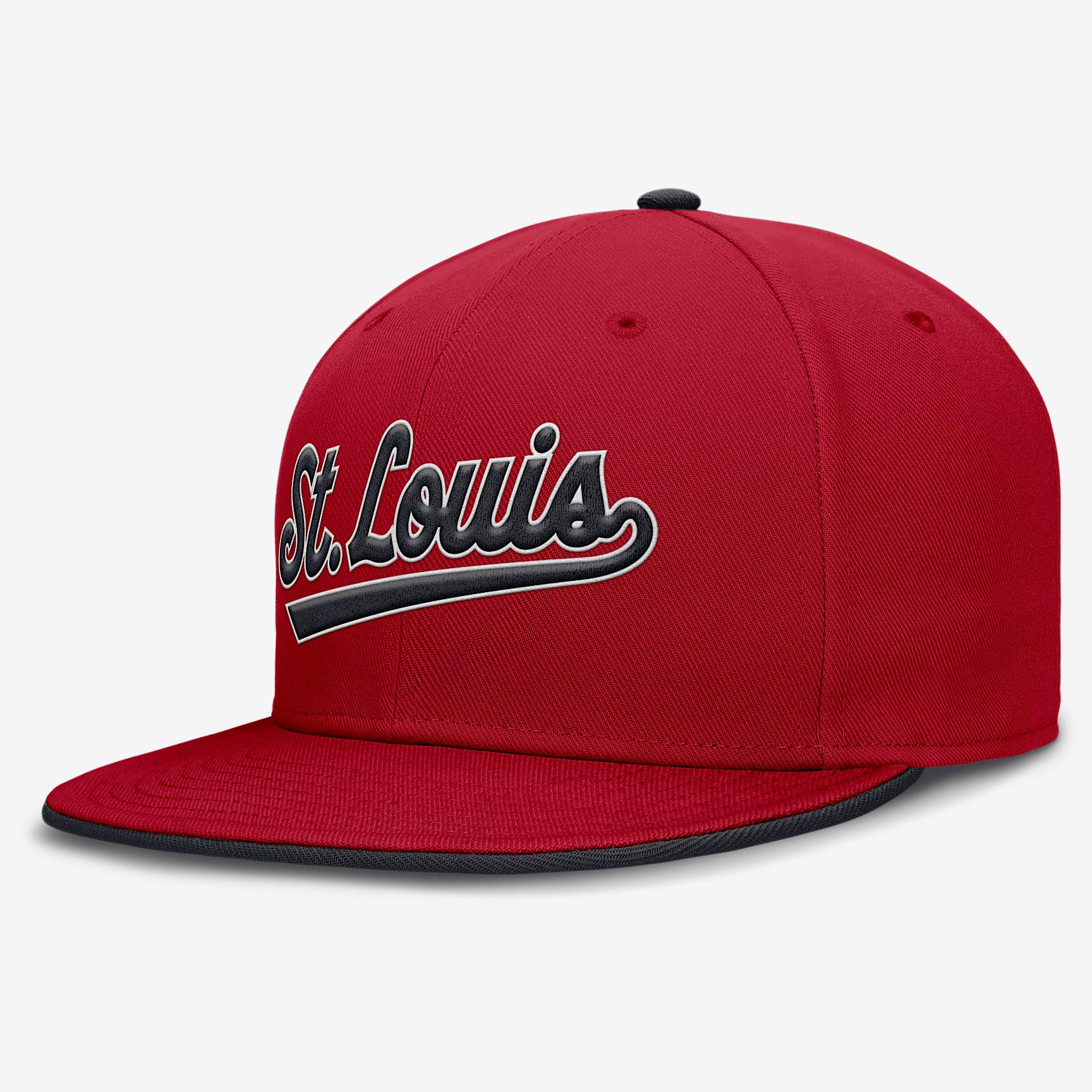 Men's Nike Red St. Louis Cardinals True Performance Fitted Hat,  Product Image