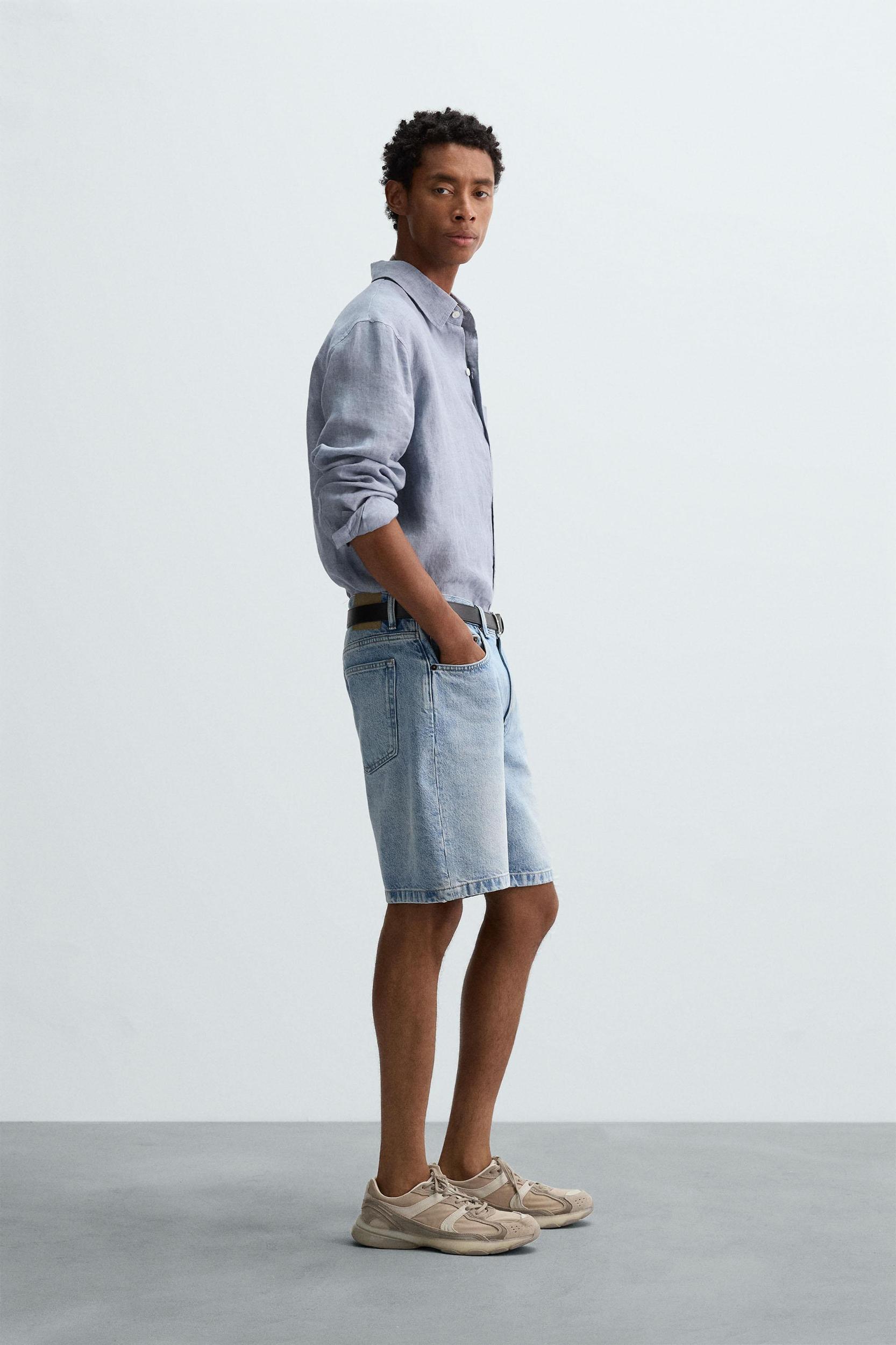 REGULAR FIT DENIM SHORTS Product Image