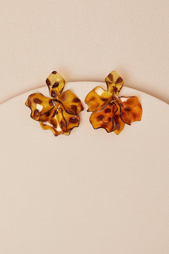 Mallory Brown Tortoiseshell Statement Earrings Product Image