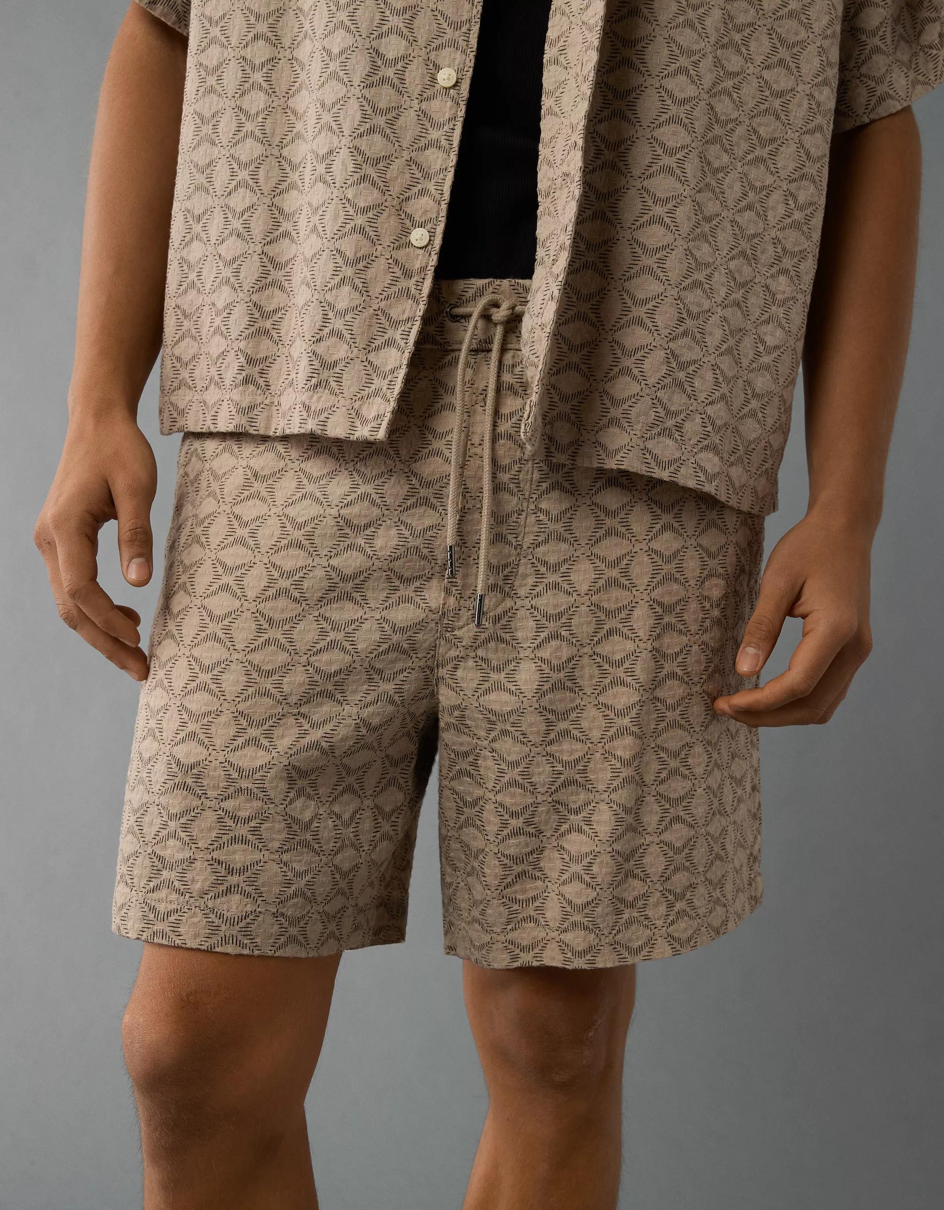 AE 7" Lived-In Trekker Short Product Image