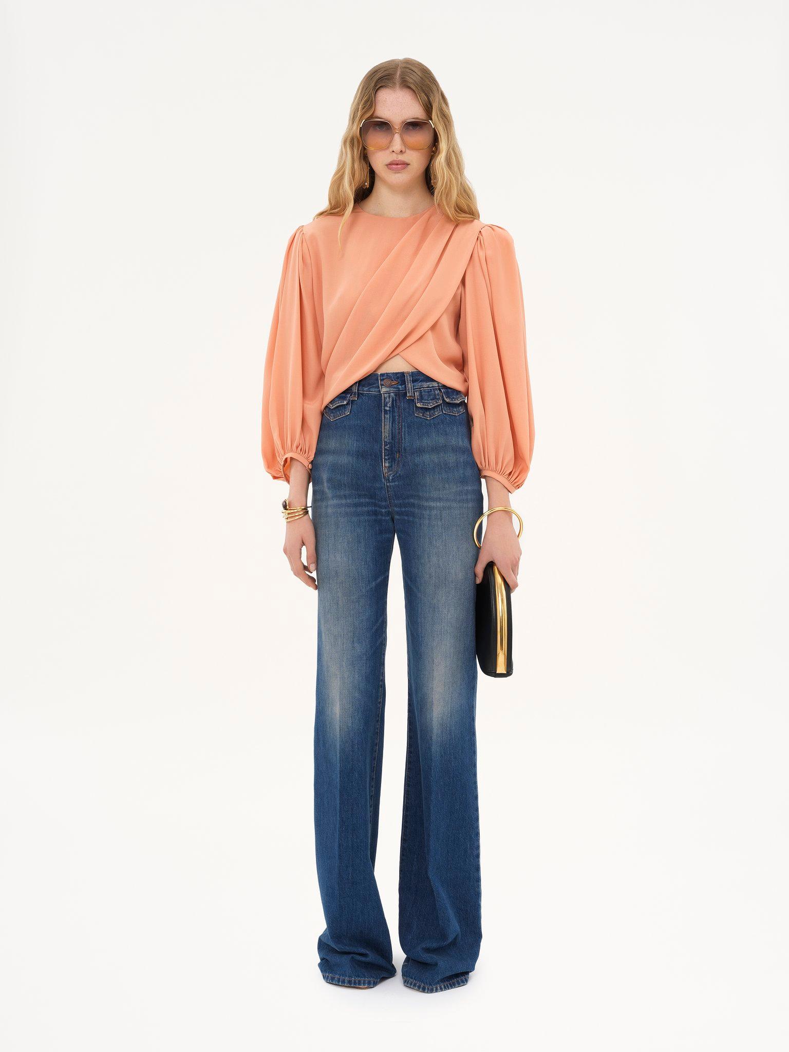 High-rise flare jeans in denim Product Image