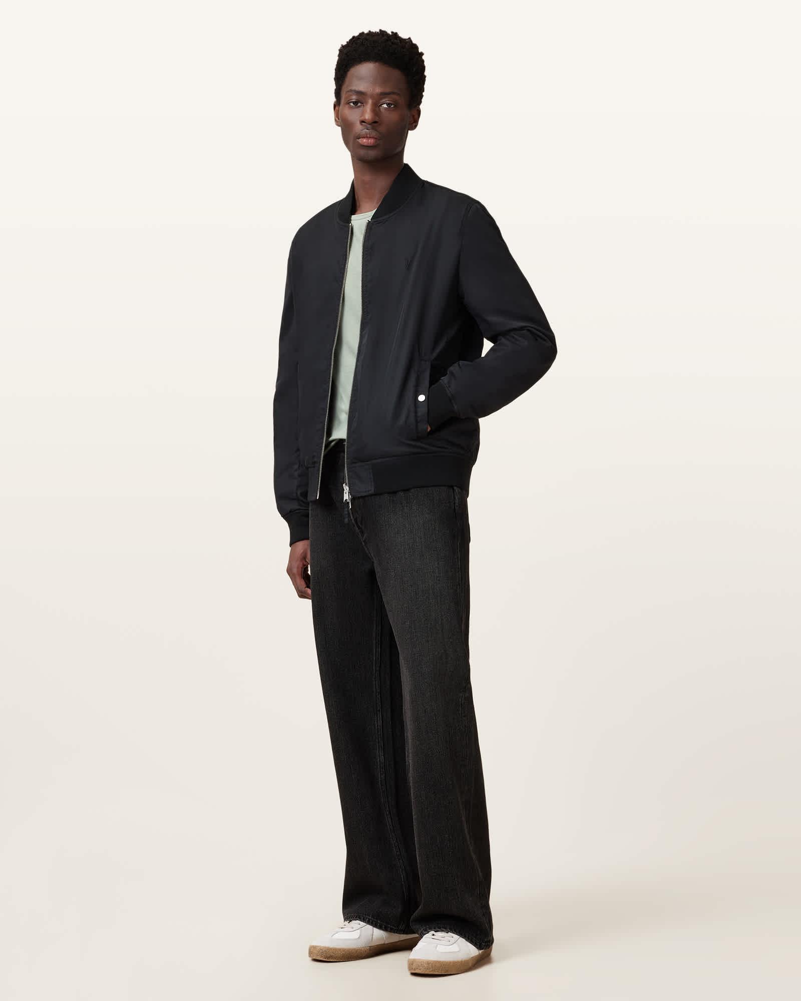 Tonic Crew Neck Slim Ramskull T-Shirt Product Image