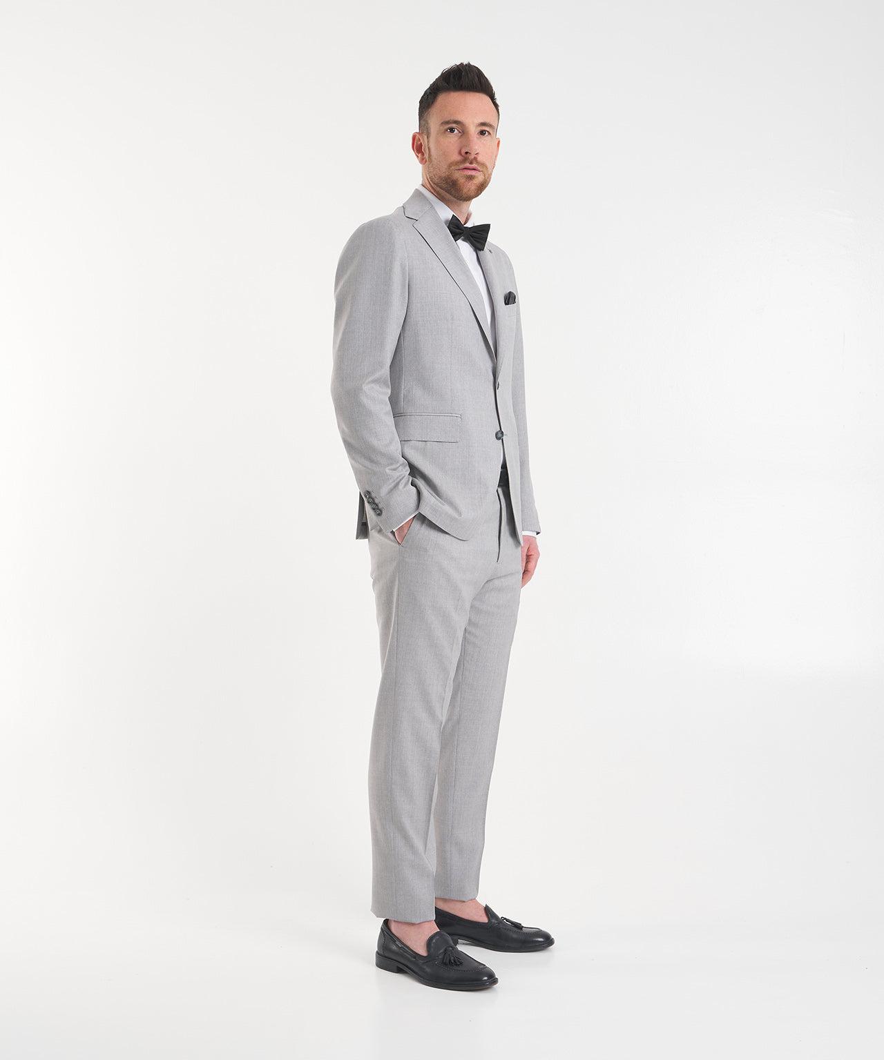 Single-breasted suit in virgin wool Product Image