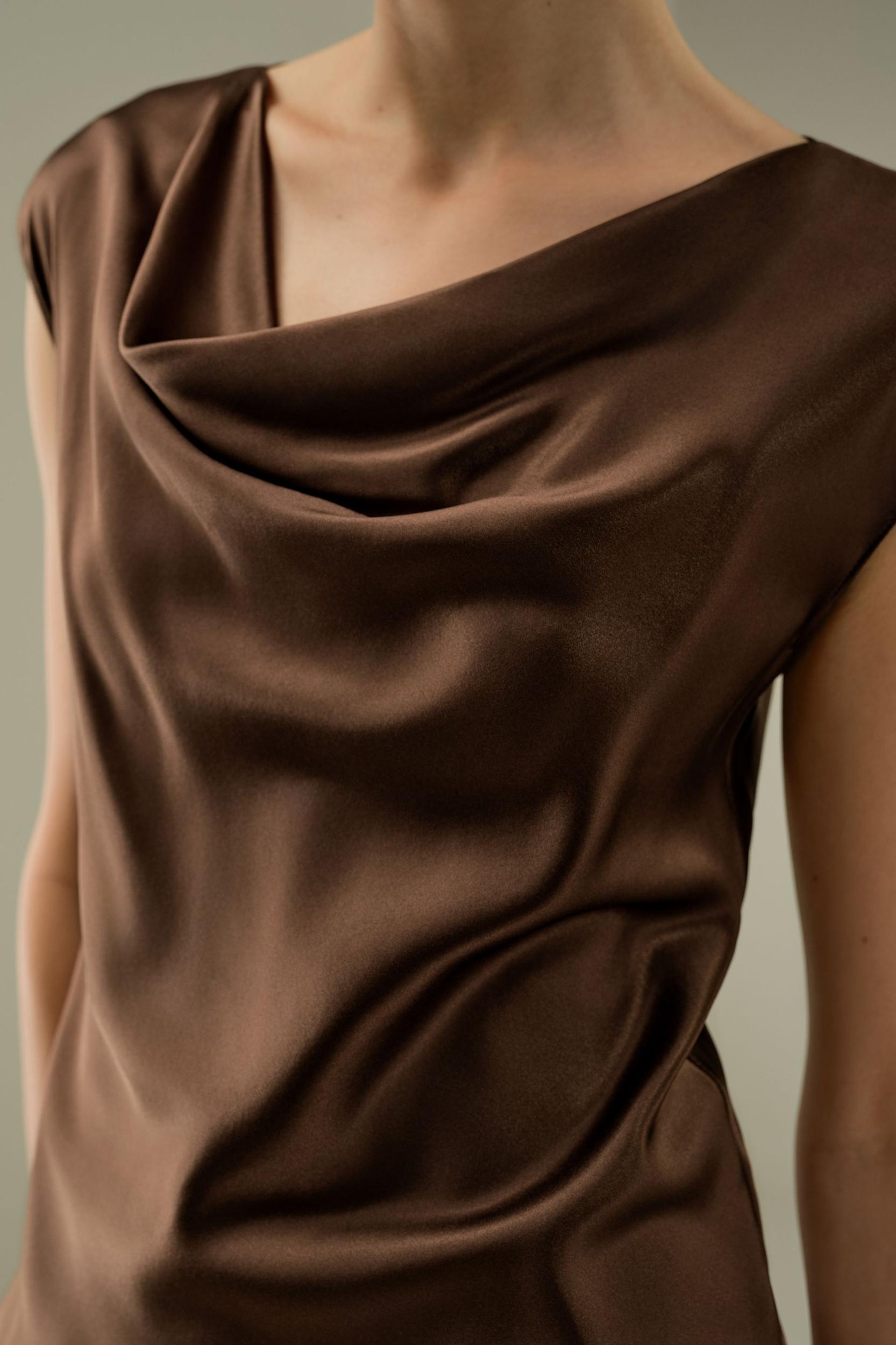 Sleeveless Cowl Neck Slim Fit Top Product Image