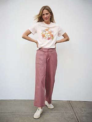 Women's Ultra Lux Comfort Wide Leg Utility Crop Pant | Women's Capris & Crops | Lee® Product Image