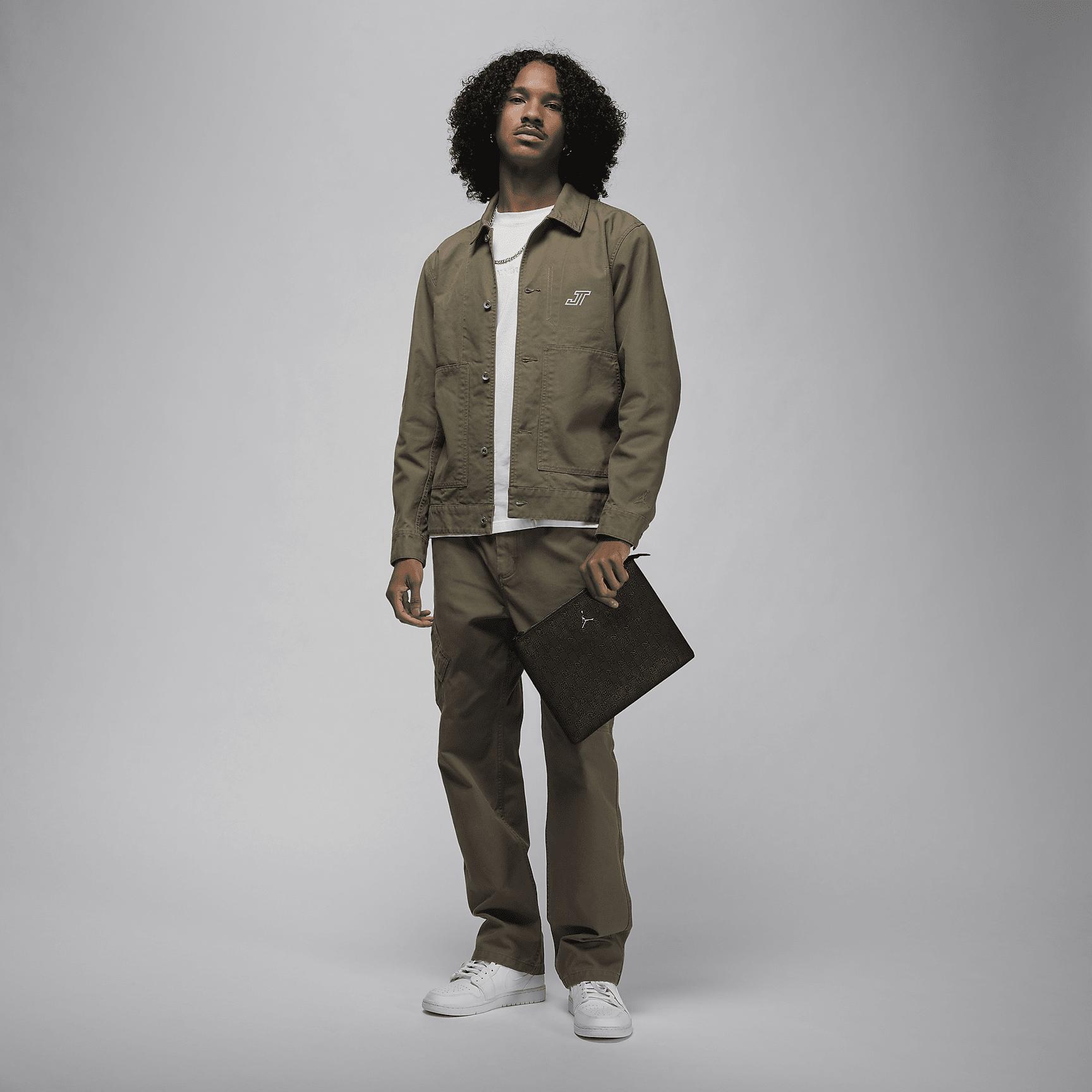 Jordan Monogram Pouch (0.69L) Product Image