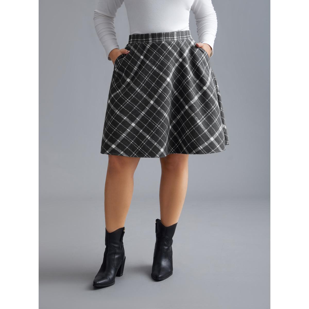 Plus Size Plaid Pattern Elastic Waist A-line Mini Skirt Women DarkGray Elegant Low stretch Slanted pocket Everyday Skirts BloomChic 28/5X Product Image