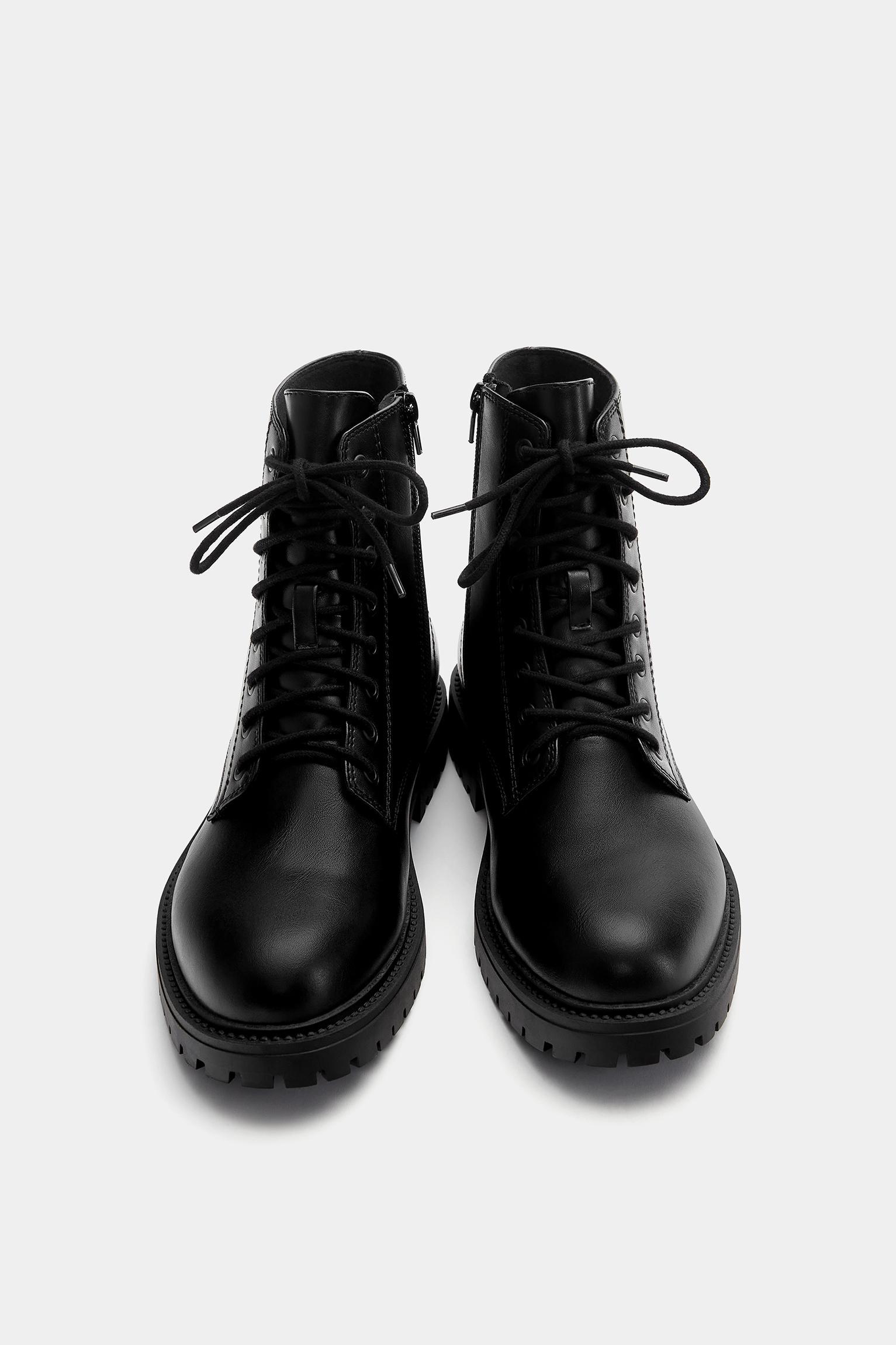 Flat lace-up boots Product Image