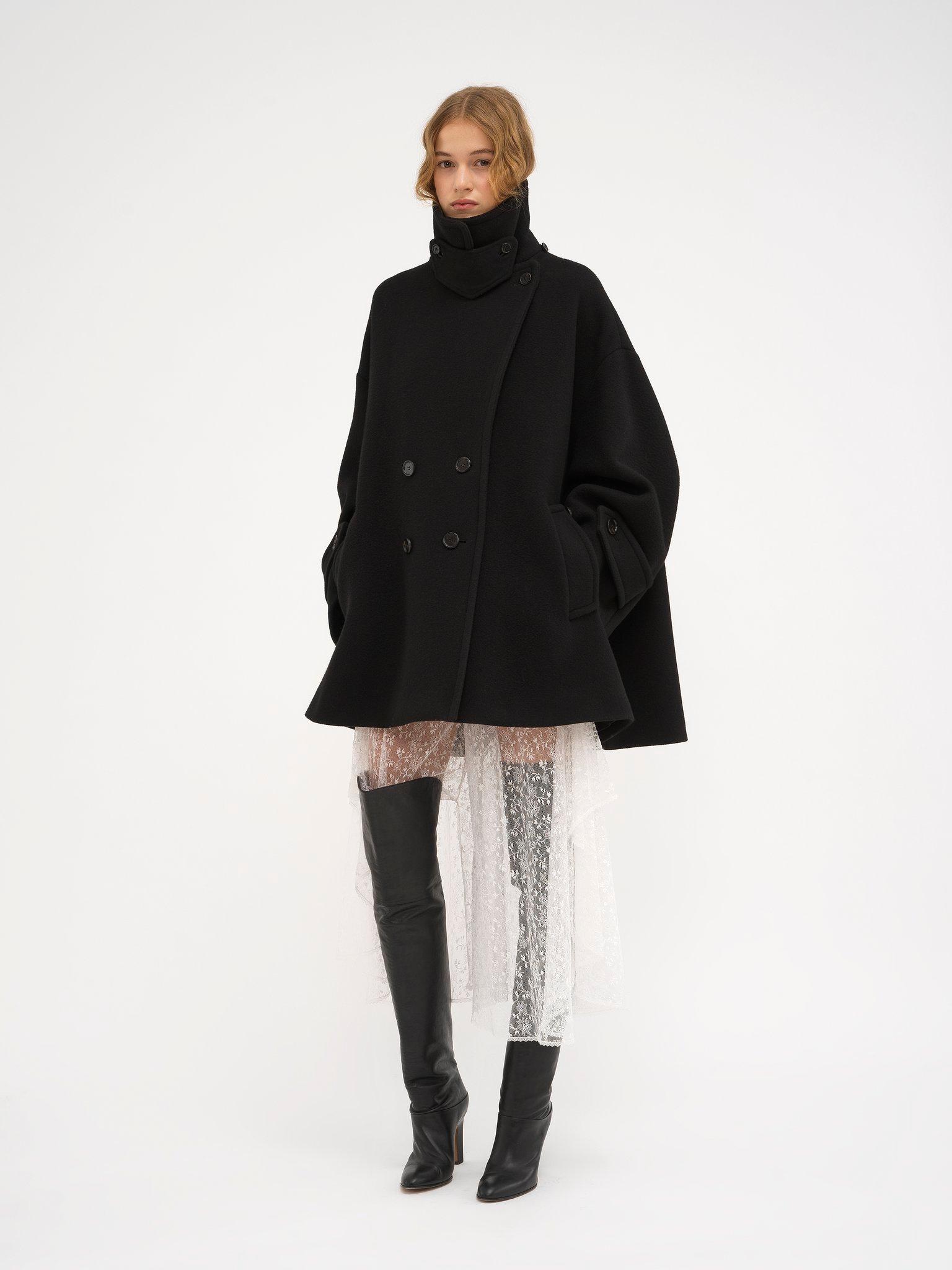 Oversized coat in wool Product Image