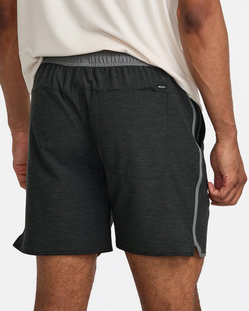 Yogger Hybrid 17" Short Product Image